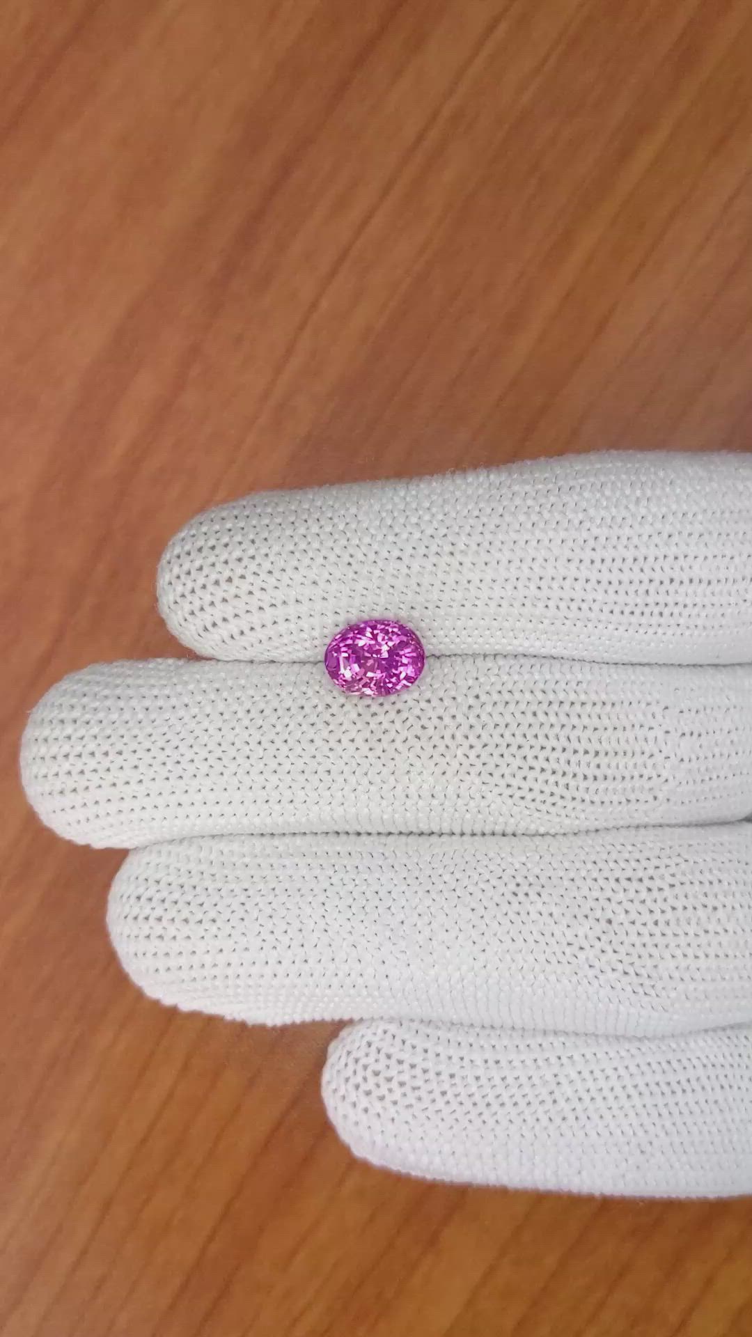3.05 Ct. Purplish Pink Sapphire from Ceylon (Sri Lanka) Size Video