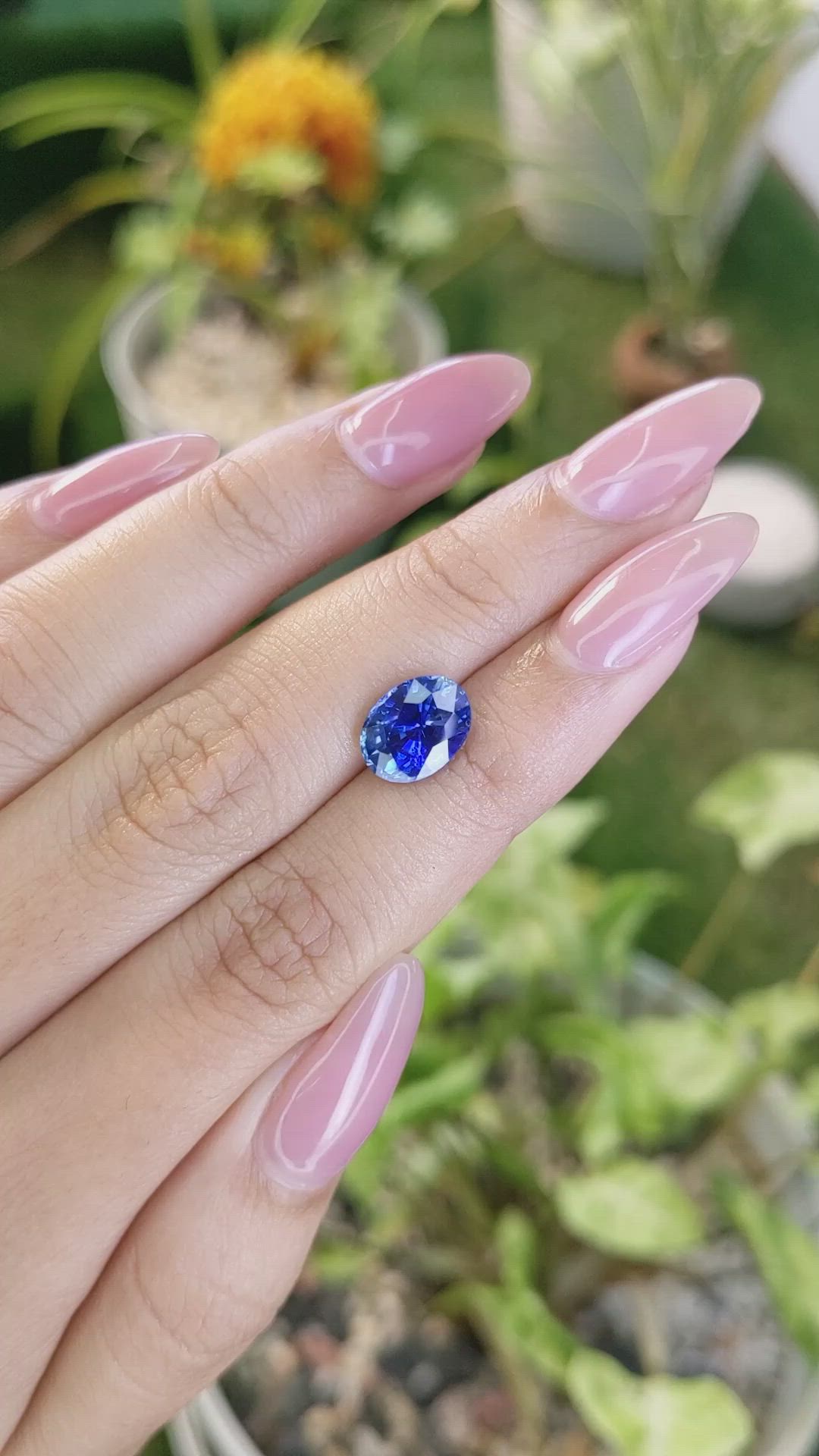 3.49 Ct. Blue Sapphire from Ceylon (Sri Lanka) Size Video