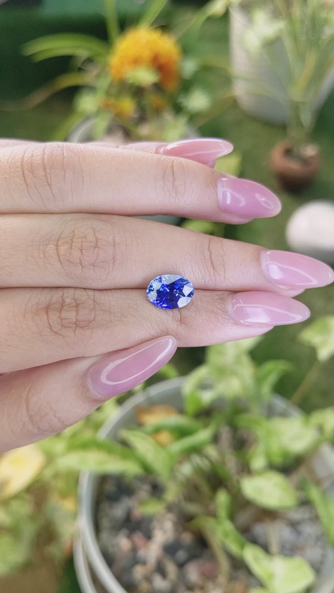 3.49 Ct. Blue Sapphire from Ceylon (Sri Lanka) Size Video