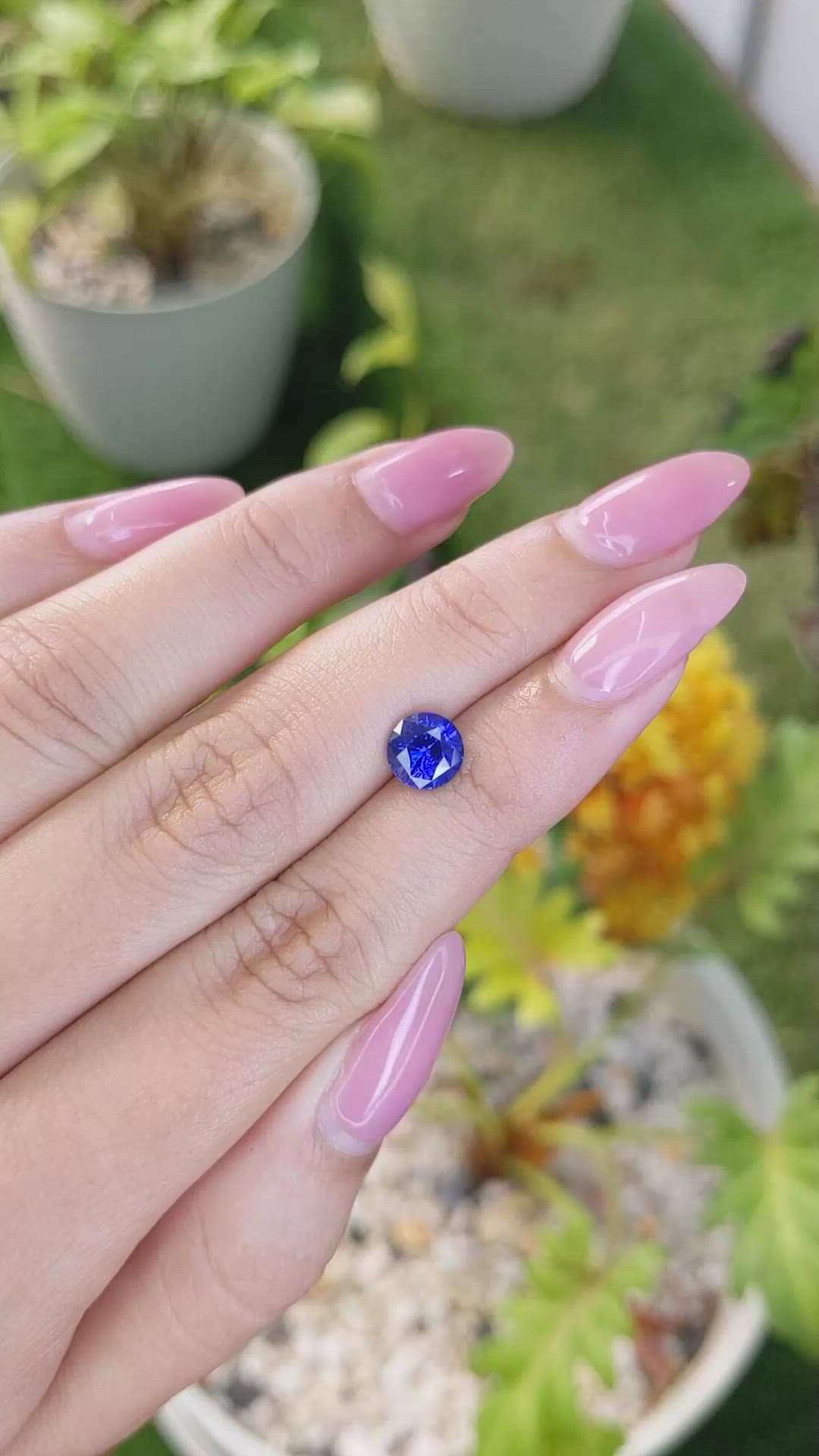 1.82 Ct. Blue Sapphire from Ceylon (Sri Lanka) Size Video