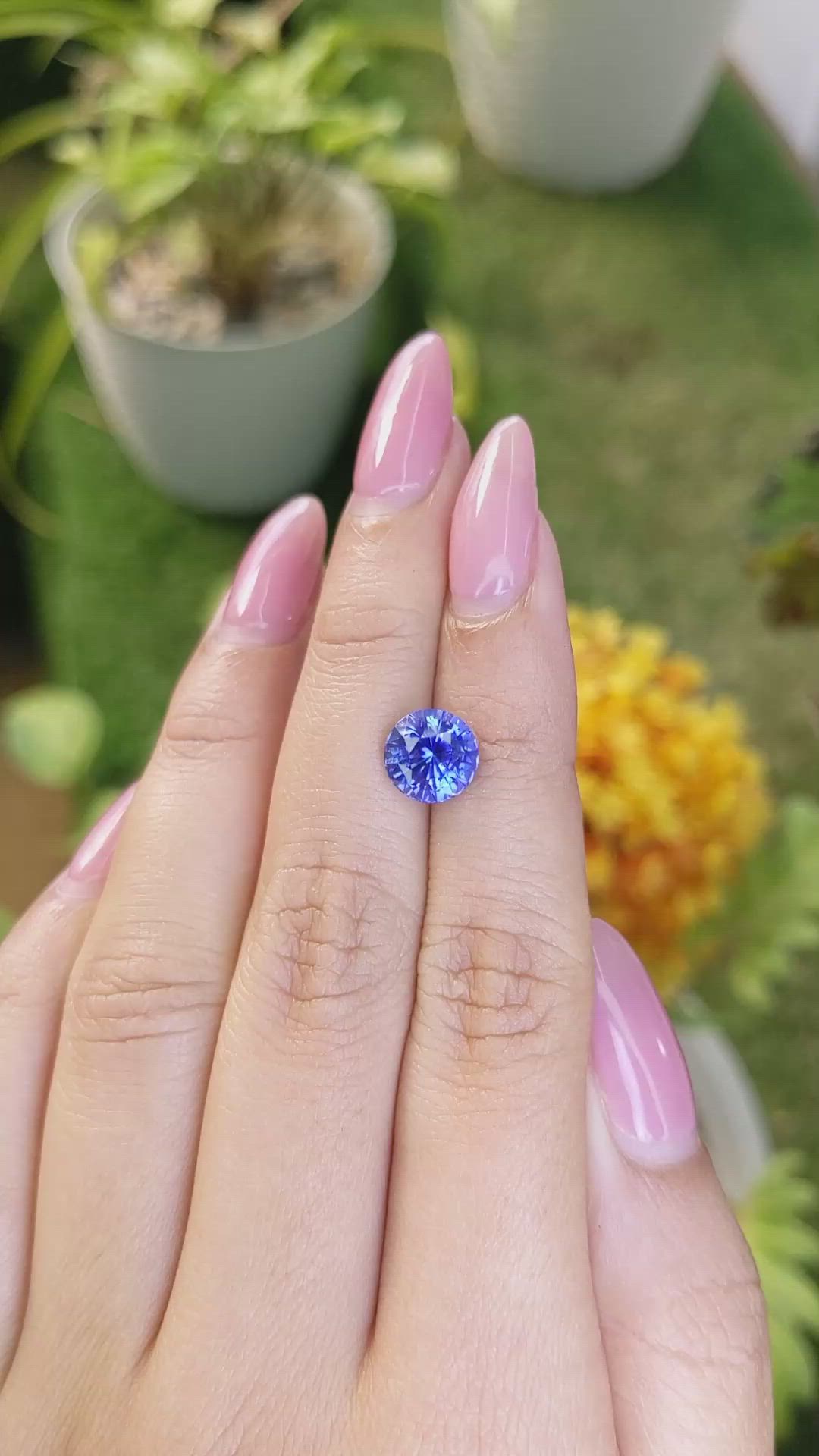 3.30 Ct. Blue Sapphire from Ceylon (Sri Lanka) Size Video