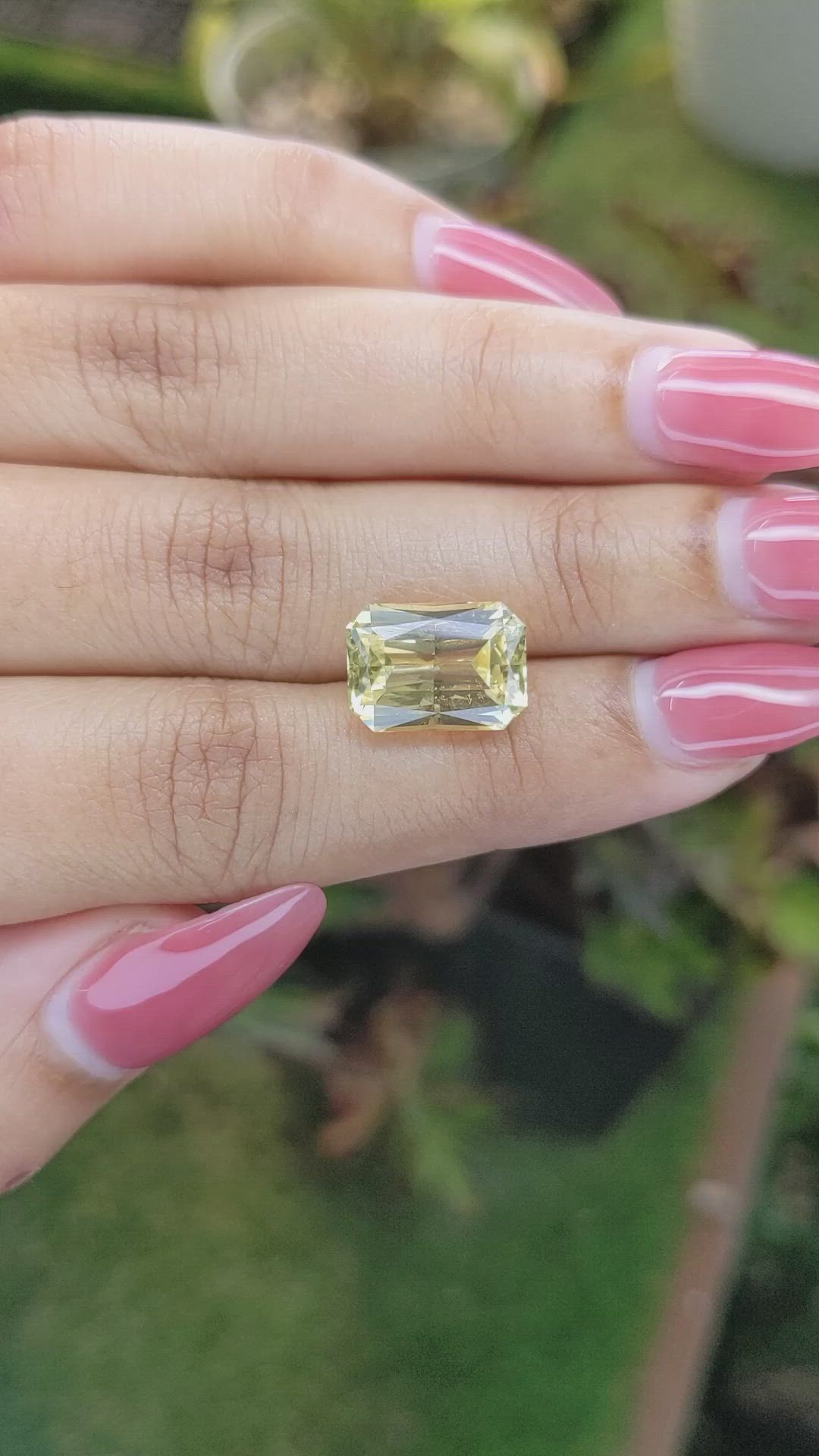 7.92 Ct. Yellow Sapphire from Ceylon (Sri Lanka) Size Video