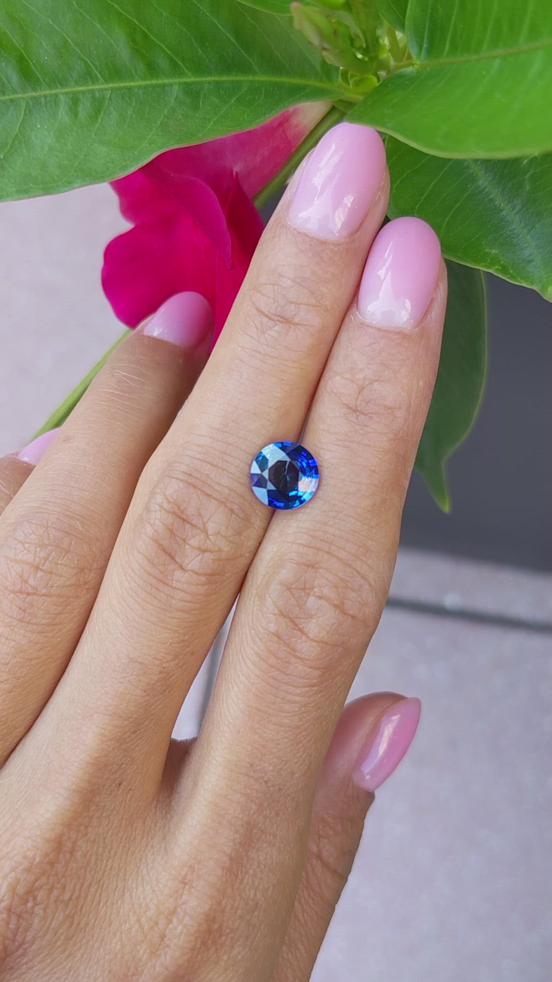 2.21 Ct. Blue Sapphire from Ceylon (Sri Lanka) Size Video