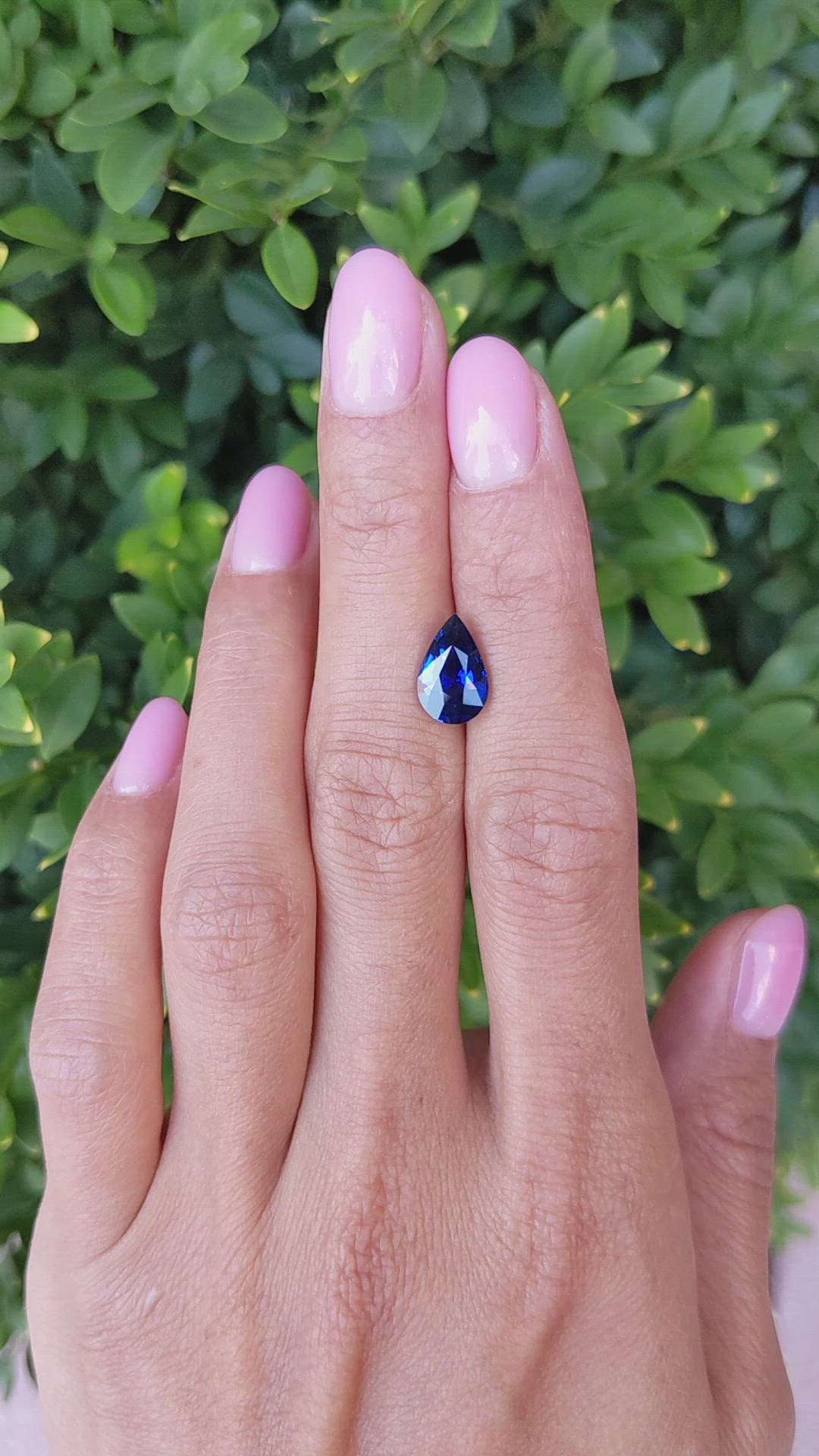 2.69 Ct. Blue Sapphire from Ceylon (Sri Lanka) Size Video