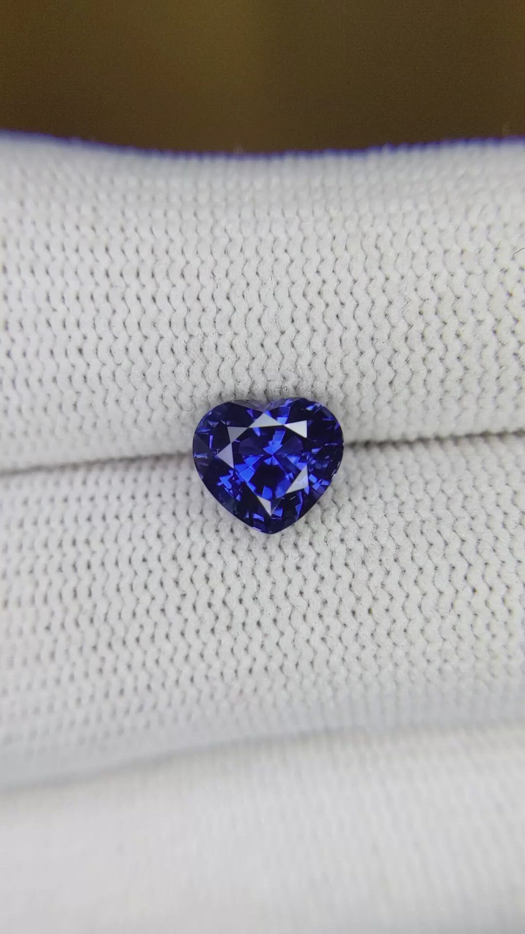 2.16 Ct. Blue Sapphire from Ceylon (Sri Lanka) Size Video