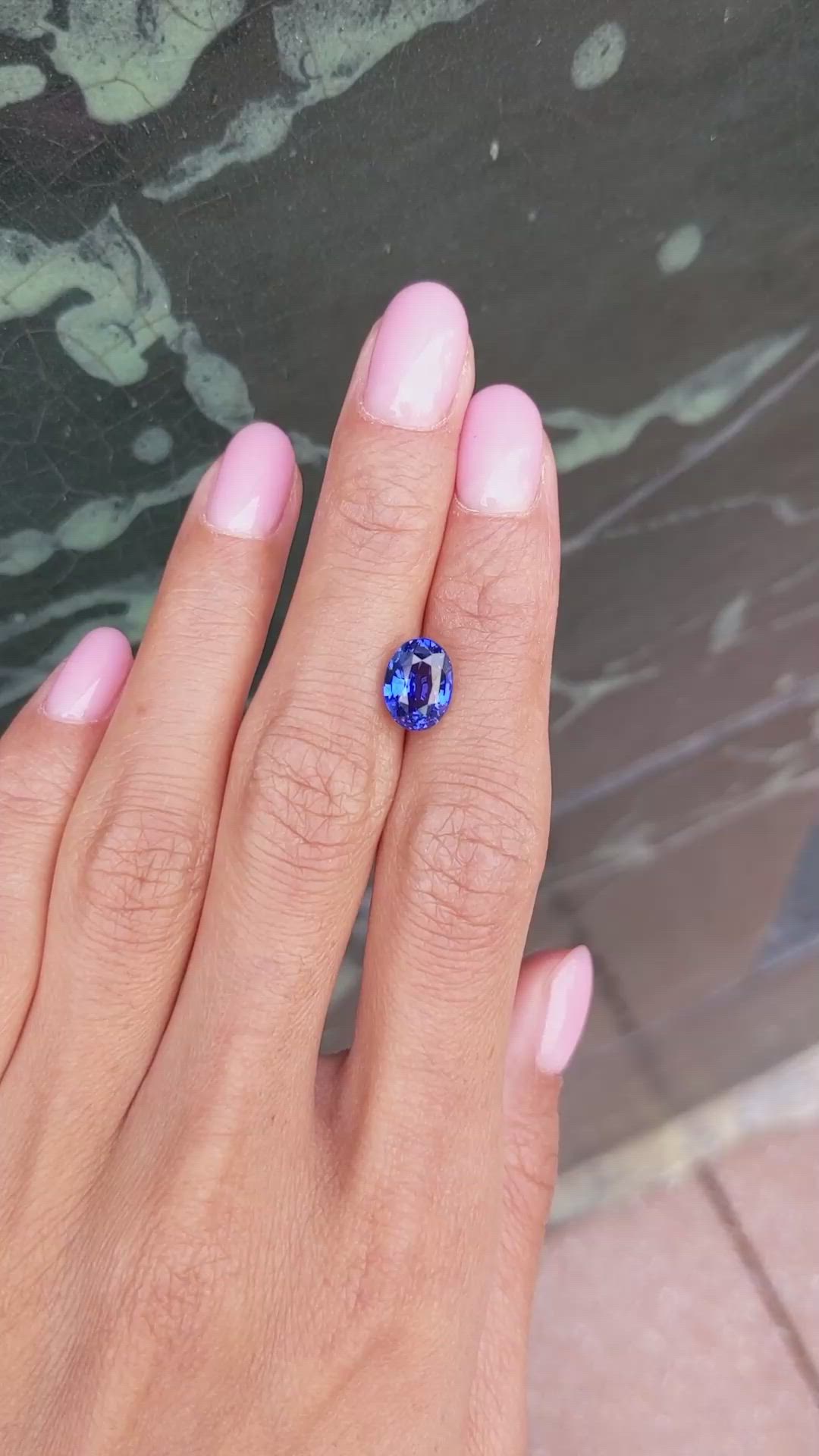3.52 Ct. Blue Sapphire from Ceylon (Sri Lanka) Size Video