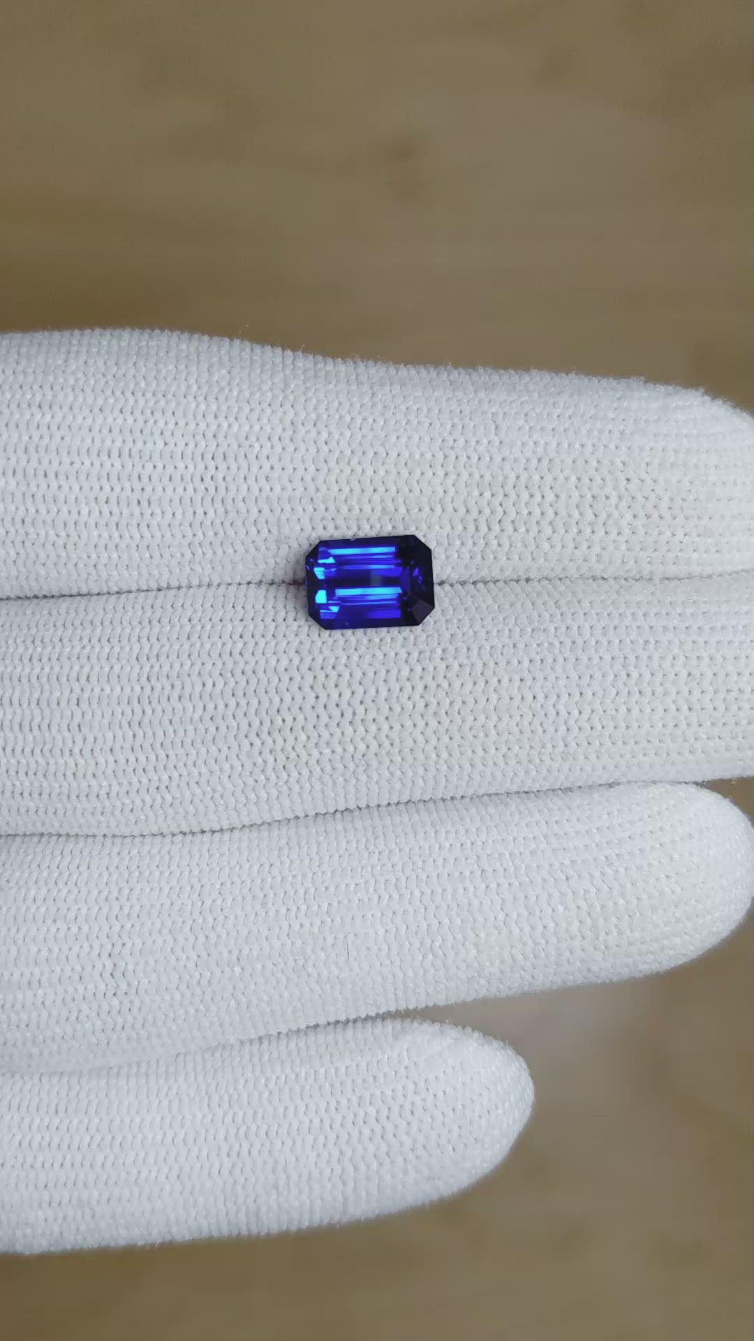2.67 Ct. Blue Sapphire from Ceylon (Sri Lanka) Size Video