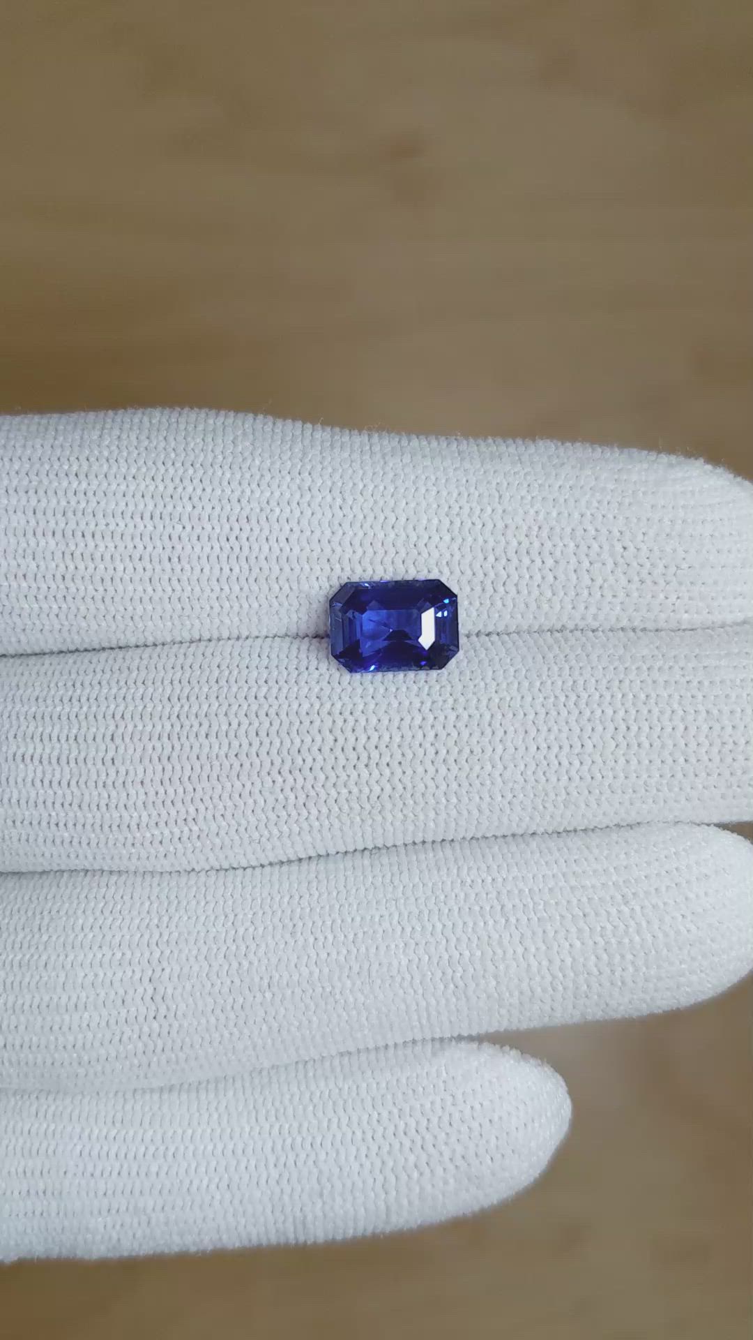 3.07 Ct. Blue Sapphire from Ceylon (Sri Lanka) Size Video