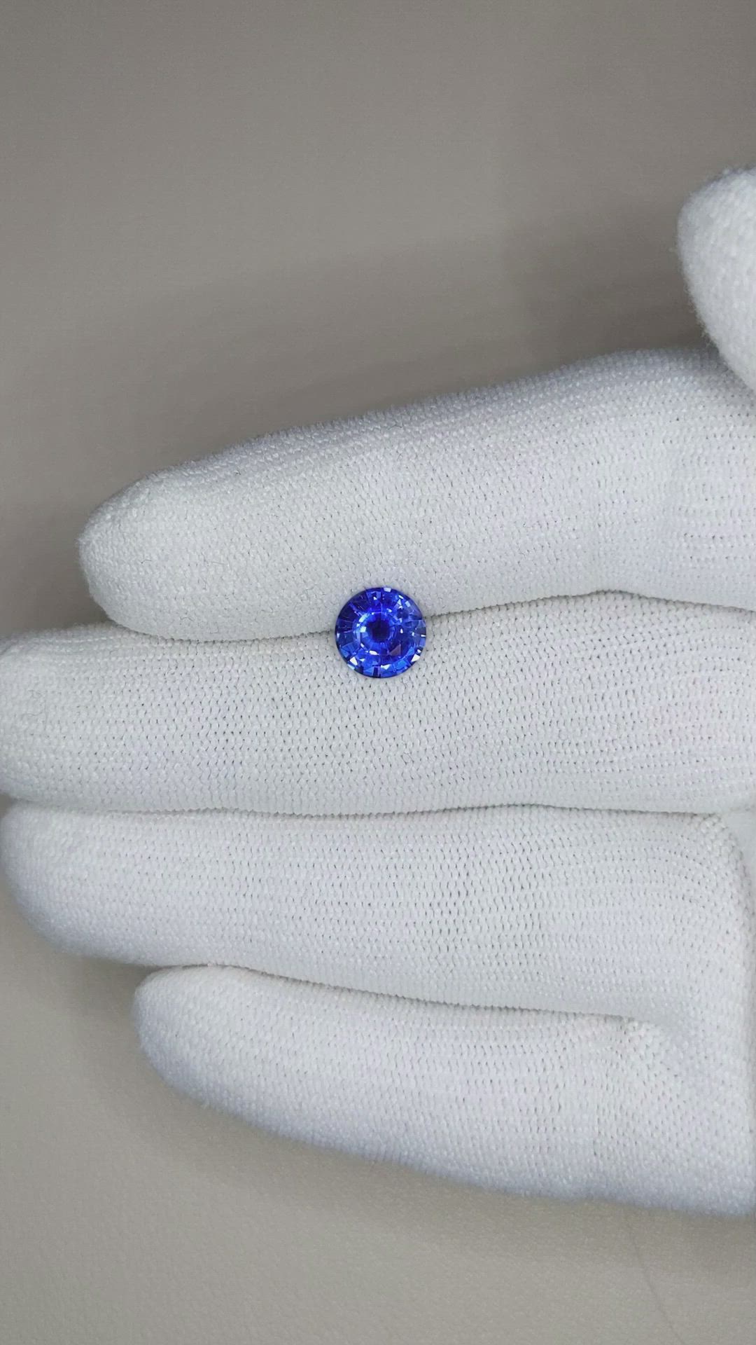 1.61 Ct. Blue Sapphire from Ceylon (Sri Lanka) Size Video