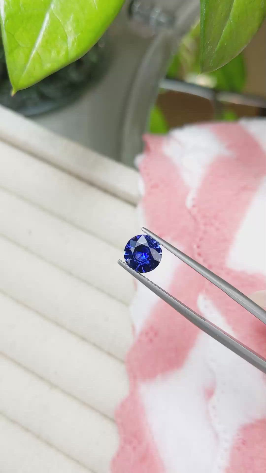 1.61 Ct. Blue Sapphire from Ceylon (Sri Lanka) Size Video