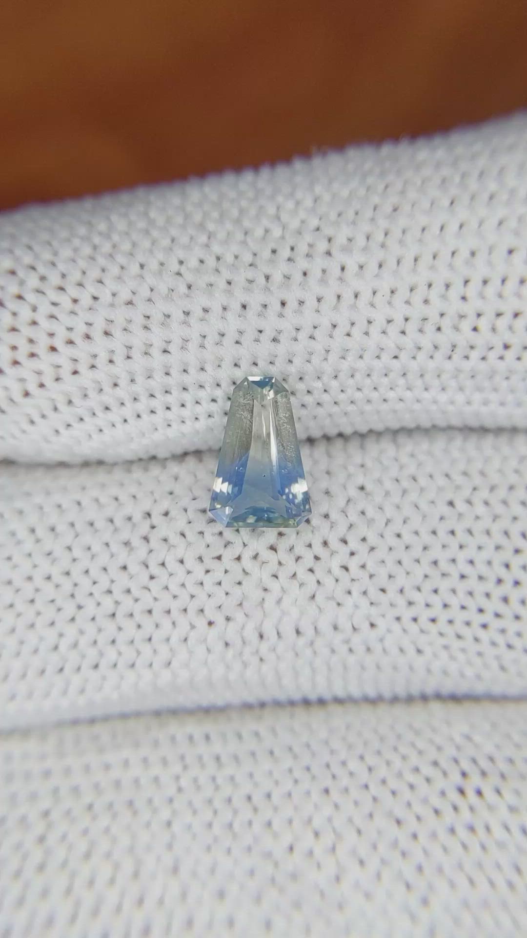 1.16 Ct. Bi Color Sapphire from Ceylon (Sri Lanka) Size Video