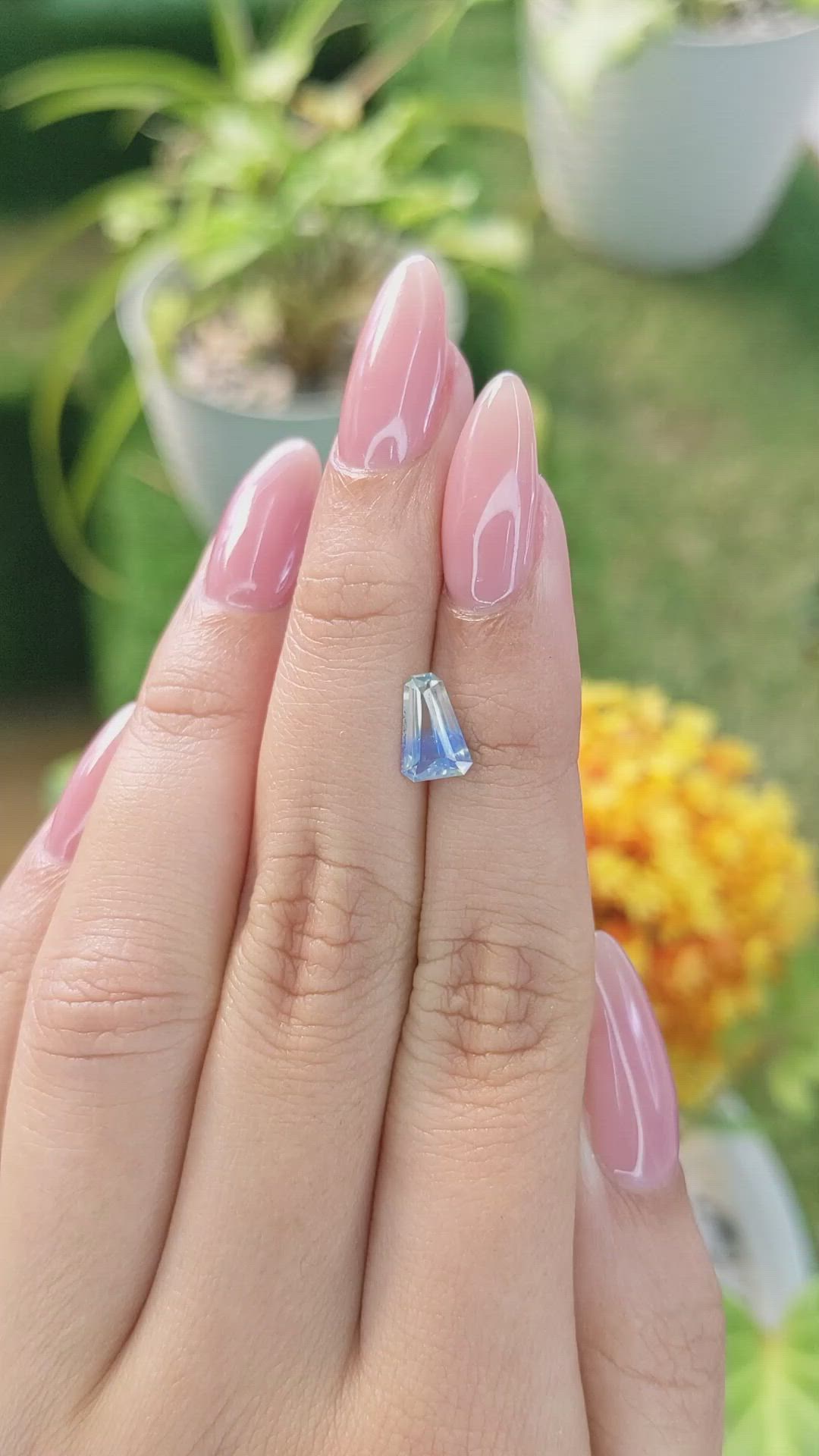 1.16 Ct. Bi Color Sapphire from Ceylon (Sri Lanka) Size Video