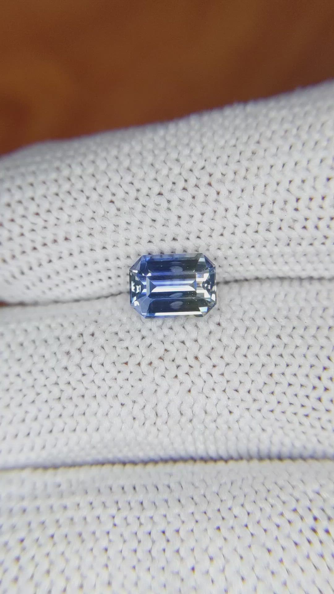 1.95 Ct. Bi Color Sapphire from Ceylon (Sri Lanka) Size Video