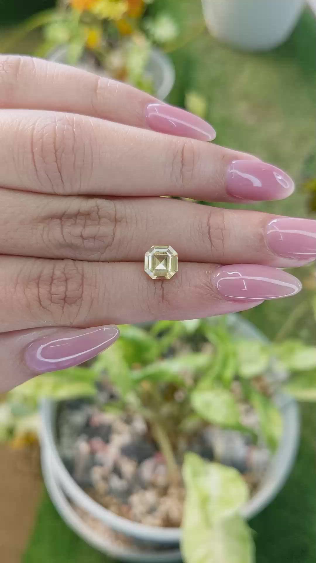 1.46 Ct. Yellow Sapphire from Ceylon (Sri Lanka) Size Video