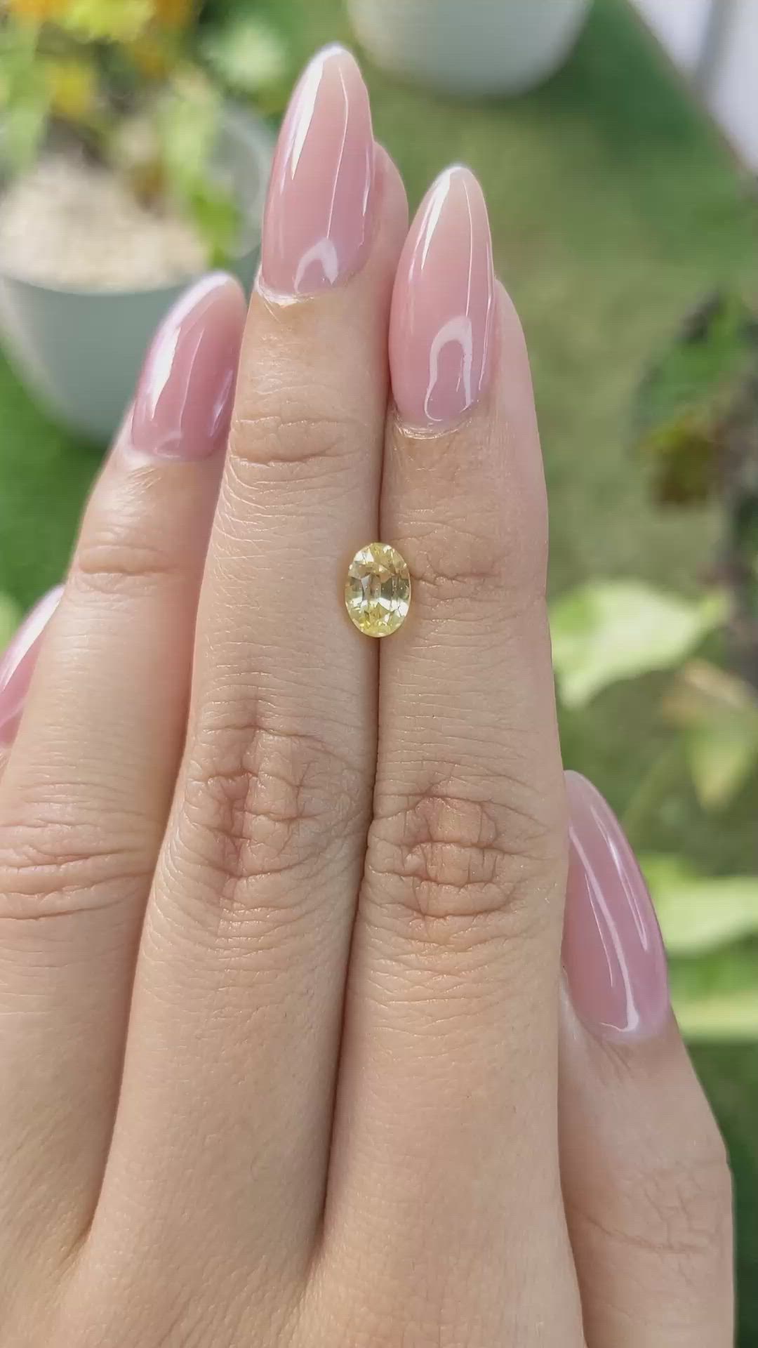 1.35 Ct. Yellow Sapphire from Ceylon (Sri Lanka) Size Video