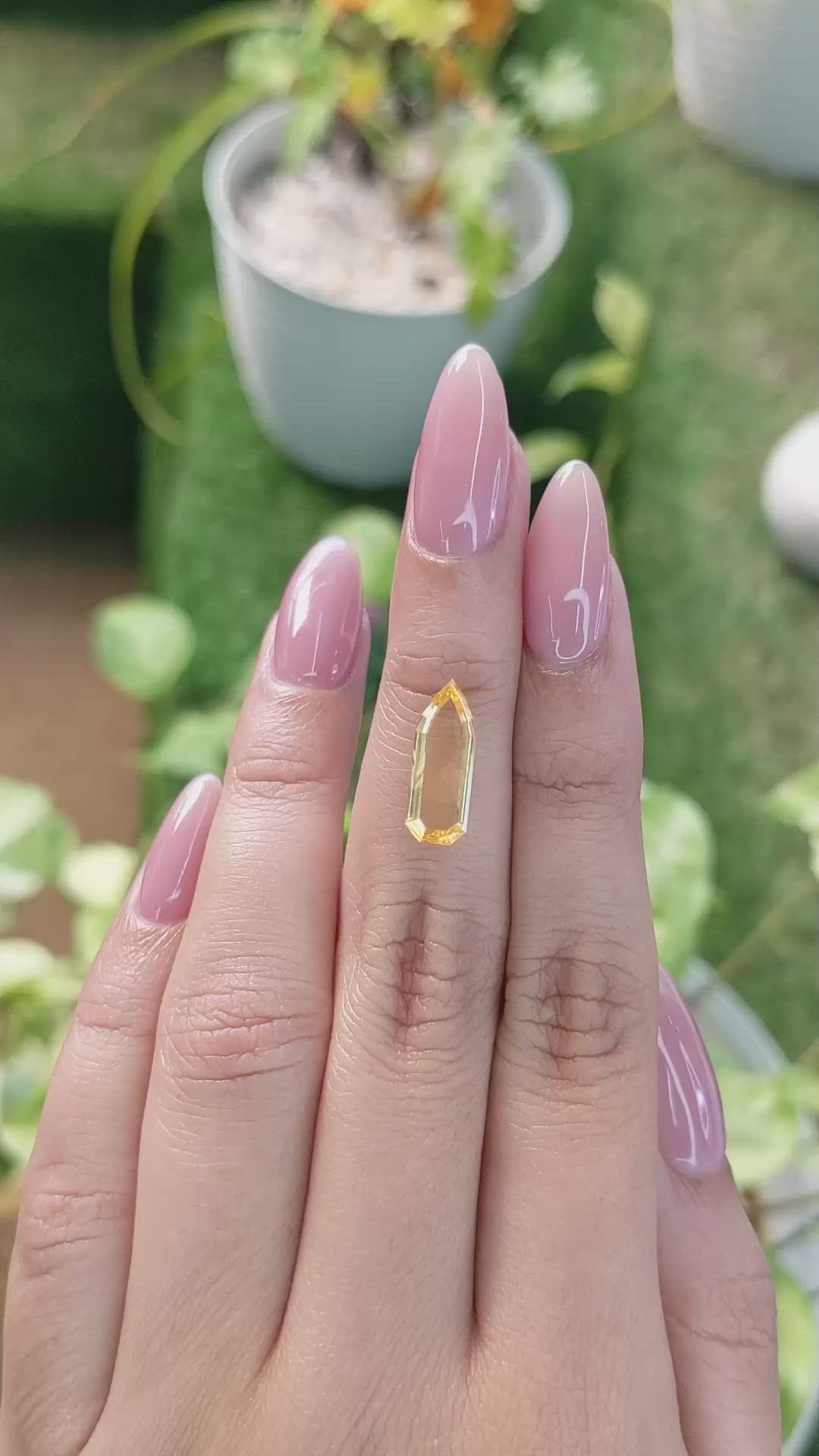 1.88 Ct. Yellow Sapphire from Ceylon (Sri Lanka) Size Video