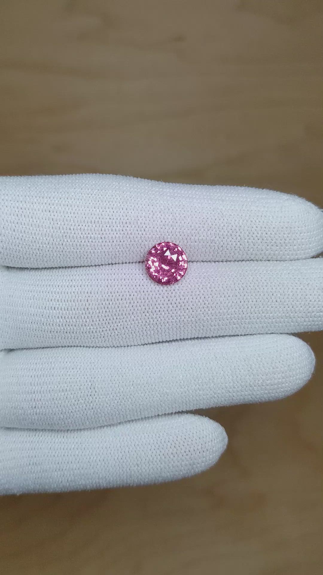 3.13 Ct. Pink Sapphire from Ceylon (Sri Lanka) Size Video