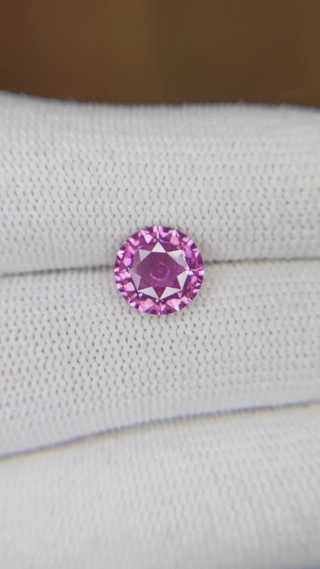 2.53 Ct. Purplish Pink Sapphire from Ceylon (Sri Lanka) Size Video