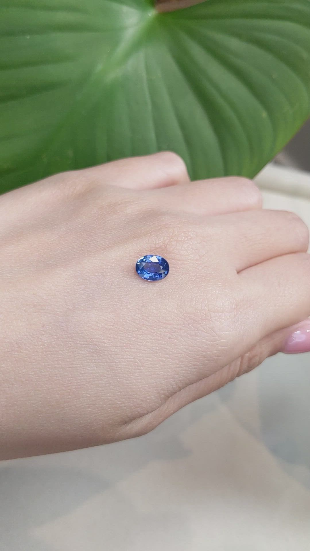1.39 Ct. Blue Sapphire from Ceylon (Sri Lanka) Size Video
