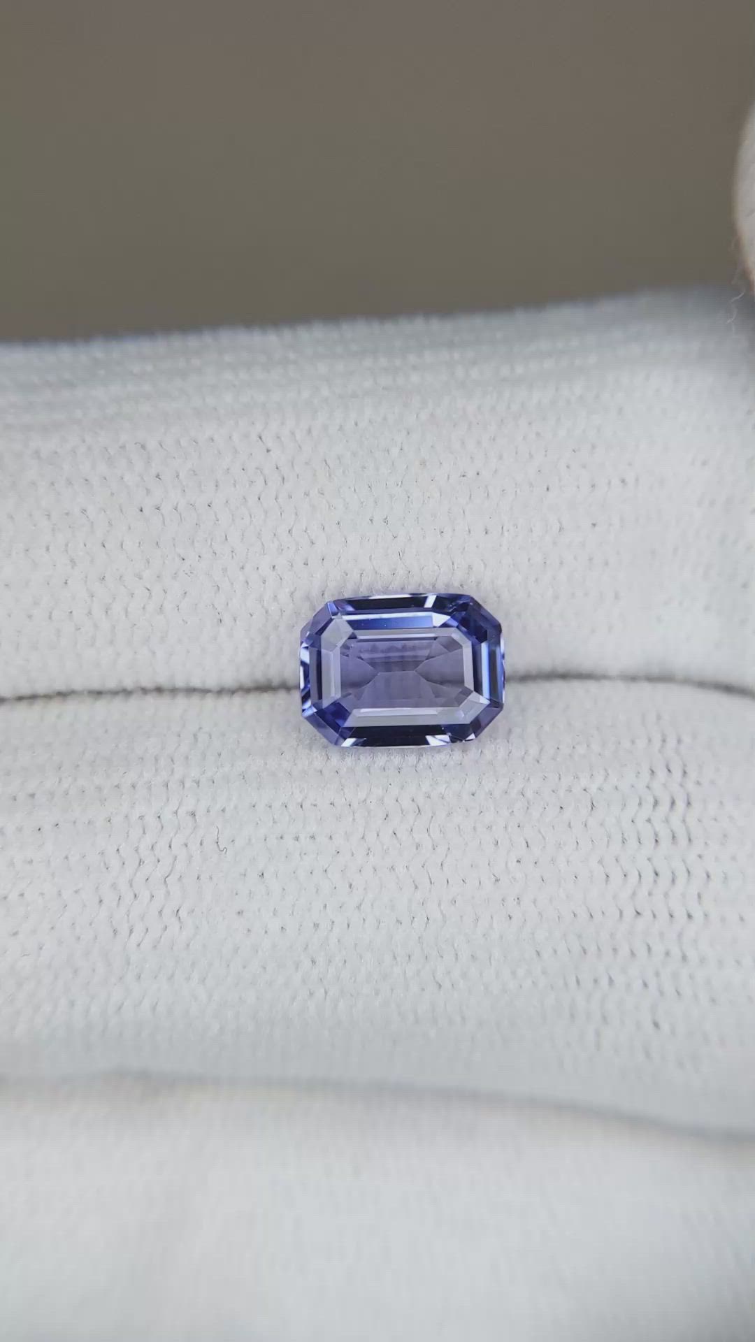 1.71 Ct. Purplish Blue Sapphire from Ceylon (Sri Lanka) Size Video