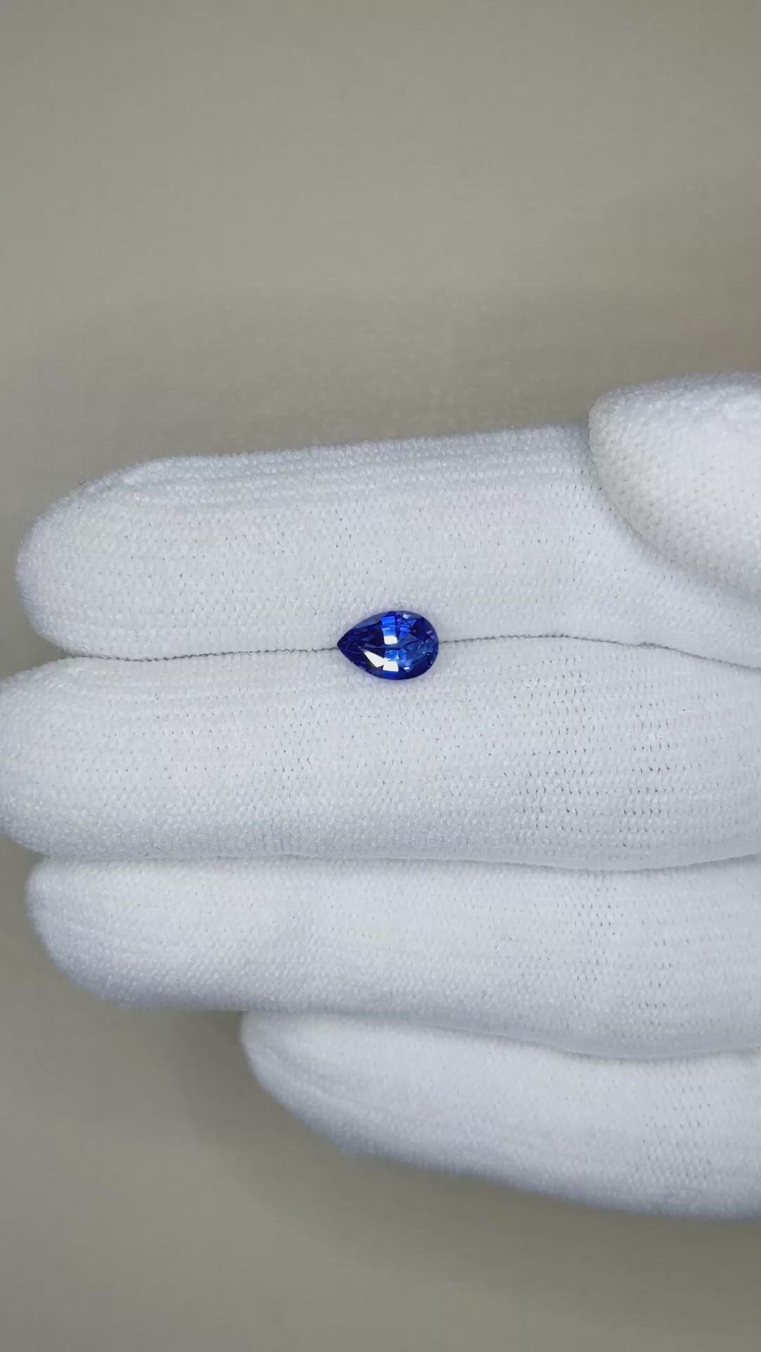0.96 Ct. Blue Sapphire from Ceylon (Sri Lanka) Size Video