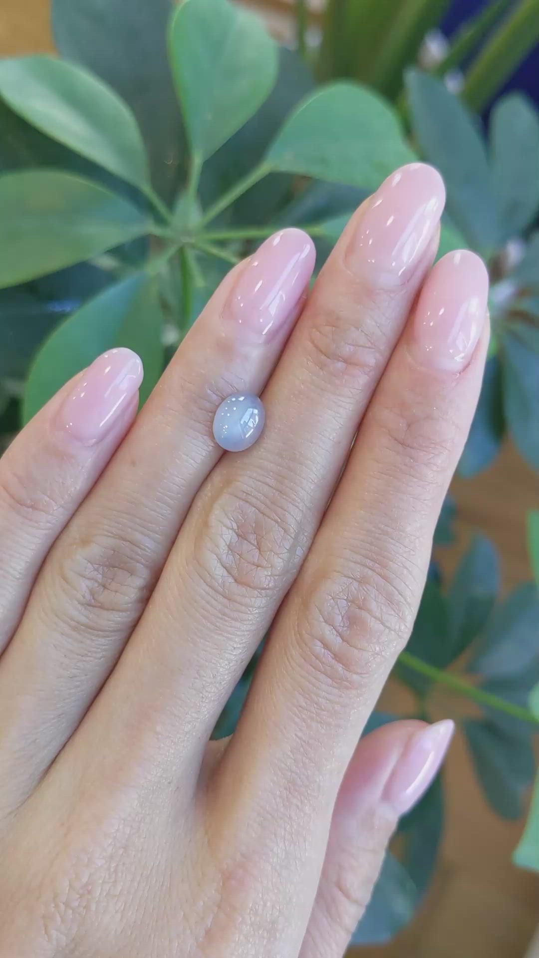 1.90 Ct. Grey Star Sapphire from Ceylon (Sri Lanka) Size Video