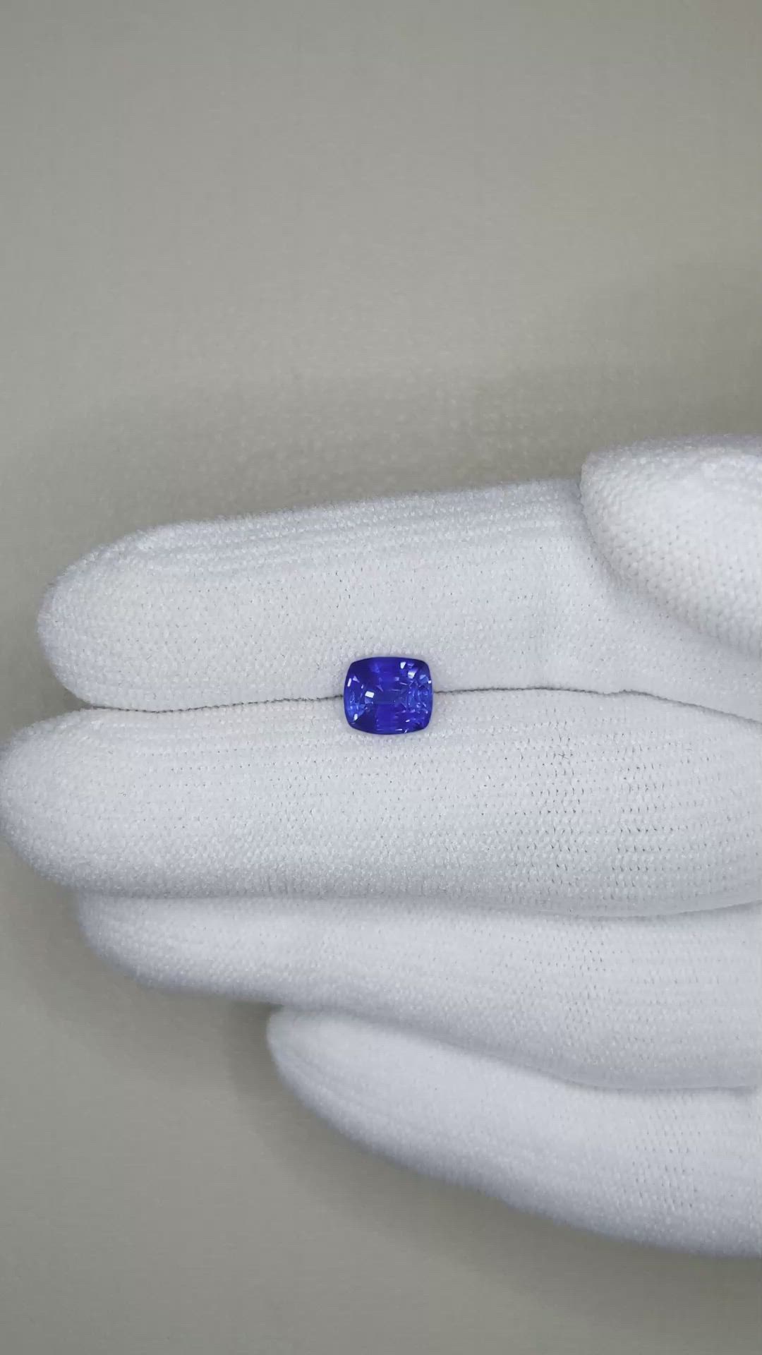 1.52 Ct. Blue Sapphire from Ceylon (Sri Lanka) Size Video