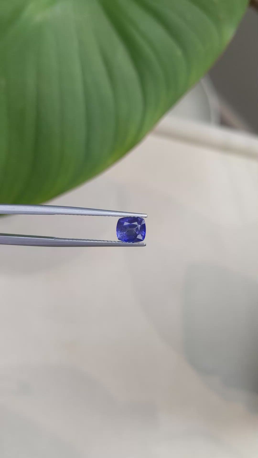 1.52 Ct. Blue Sapphire from Ceylon (Sri Lanka) Size Video