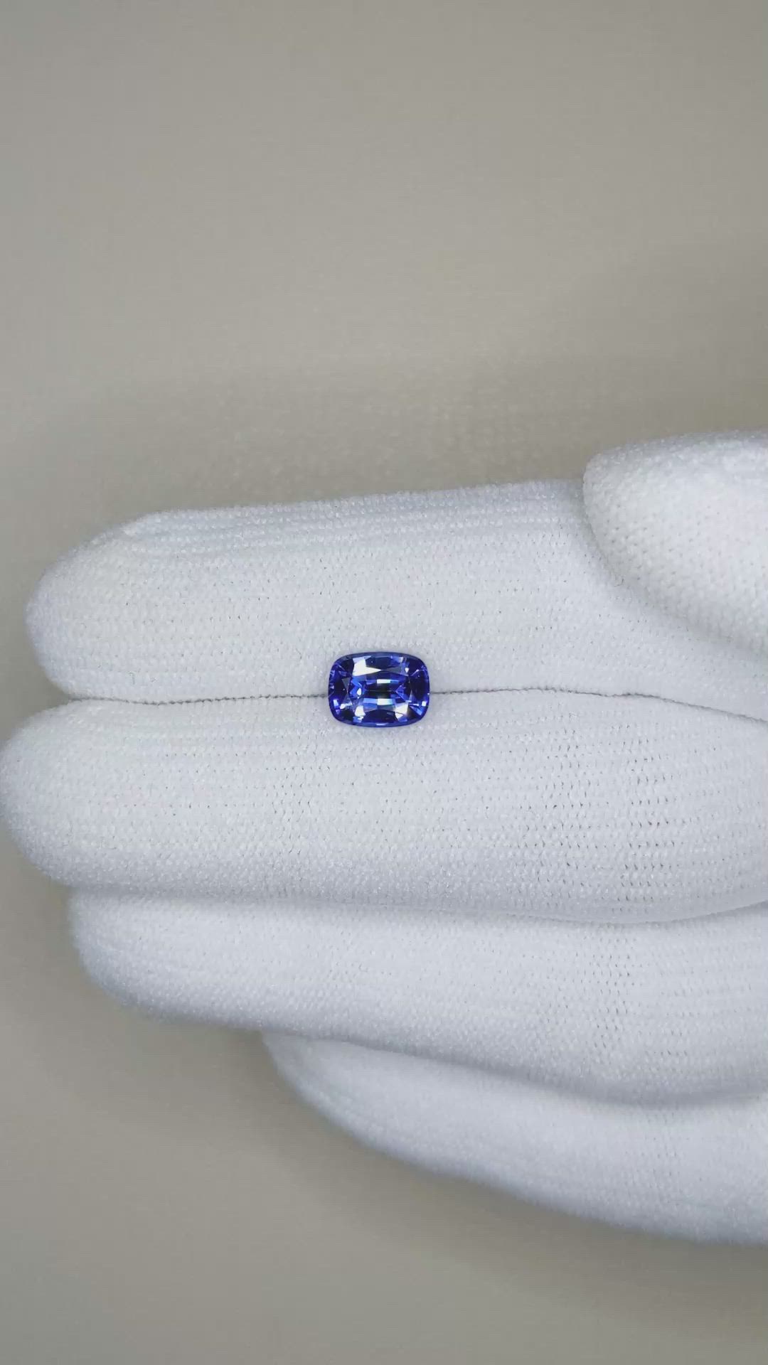 1.26 Ct. Blue Sapphire from Ceylon (Sri Lanka) Size Video
