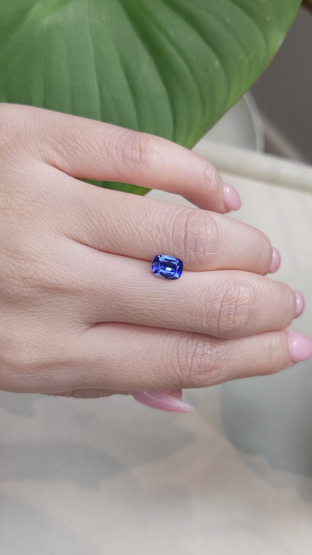 1.26 Ct. Blue Sapphire from Ceylon (Sri Lanka) Size Video