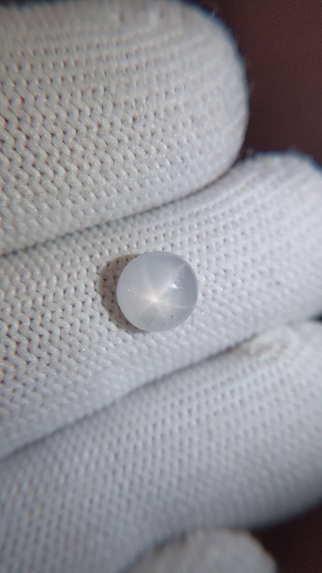1.77 Ct. White Star Sapphire from Ceylon (Sri Lanka) Size Video