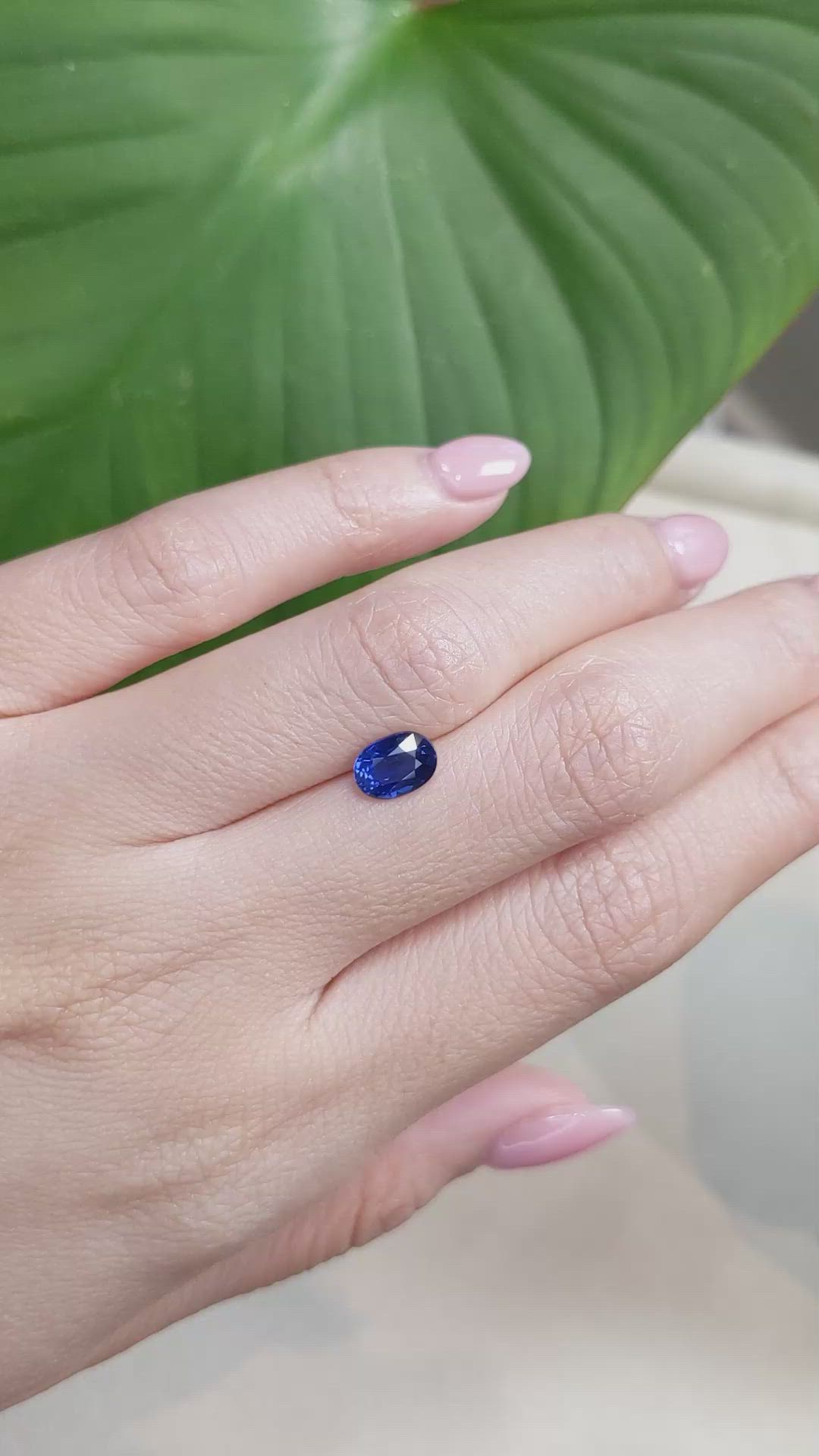 1.33 Ct. Blue Sapphire from Ceylon (Sri Lanka) Size Video