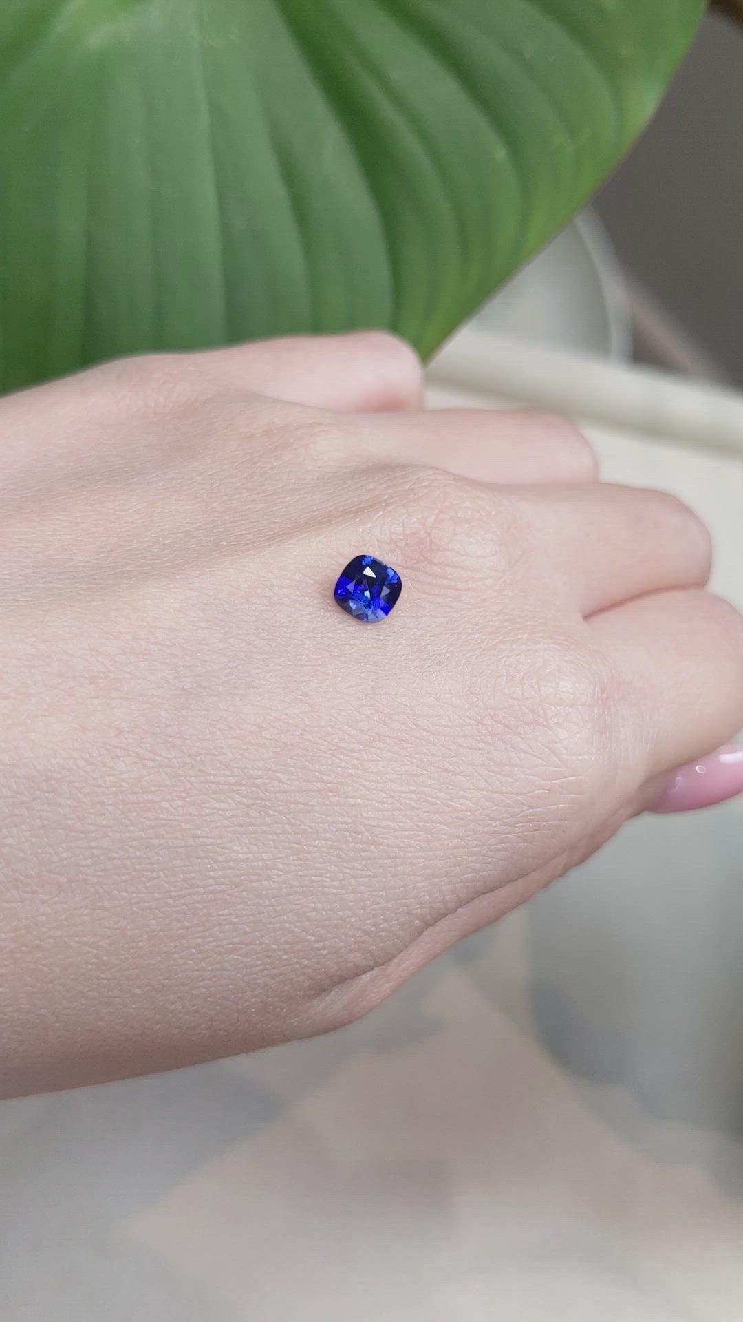 0.81 Ct. Blue Sapphire from Ceylon (Sri Lanka) Size Video