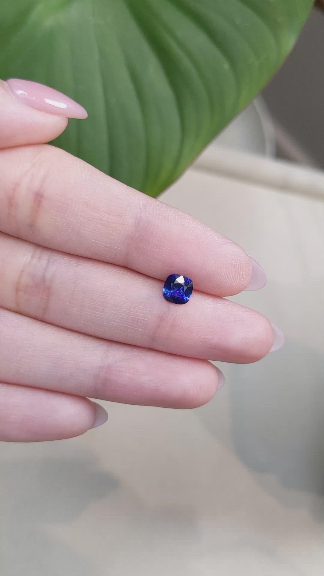 0.81 Ct. Blue Sapphire from Ceylon (Sri Lanka) Size Video