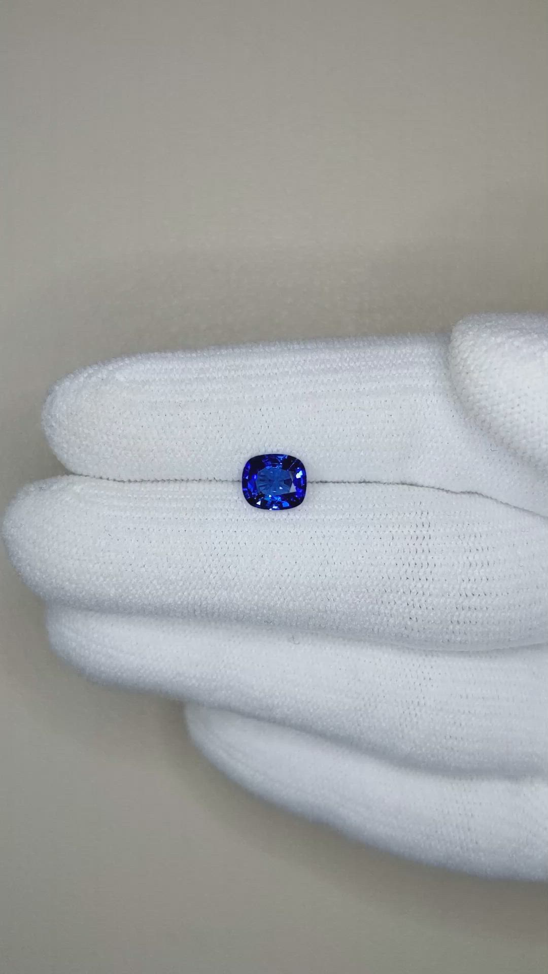 1.08 Ct. Blue Sapphire from Ceylon (Sri Lanka) Size Video