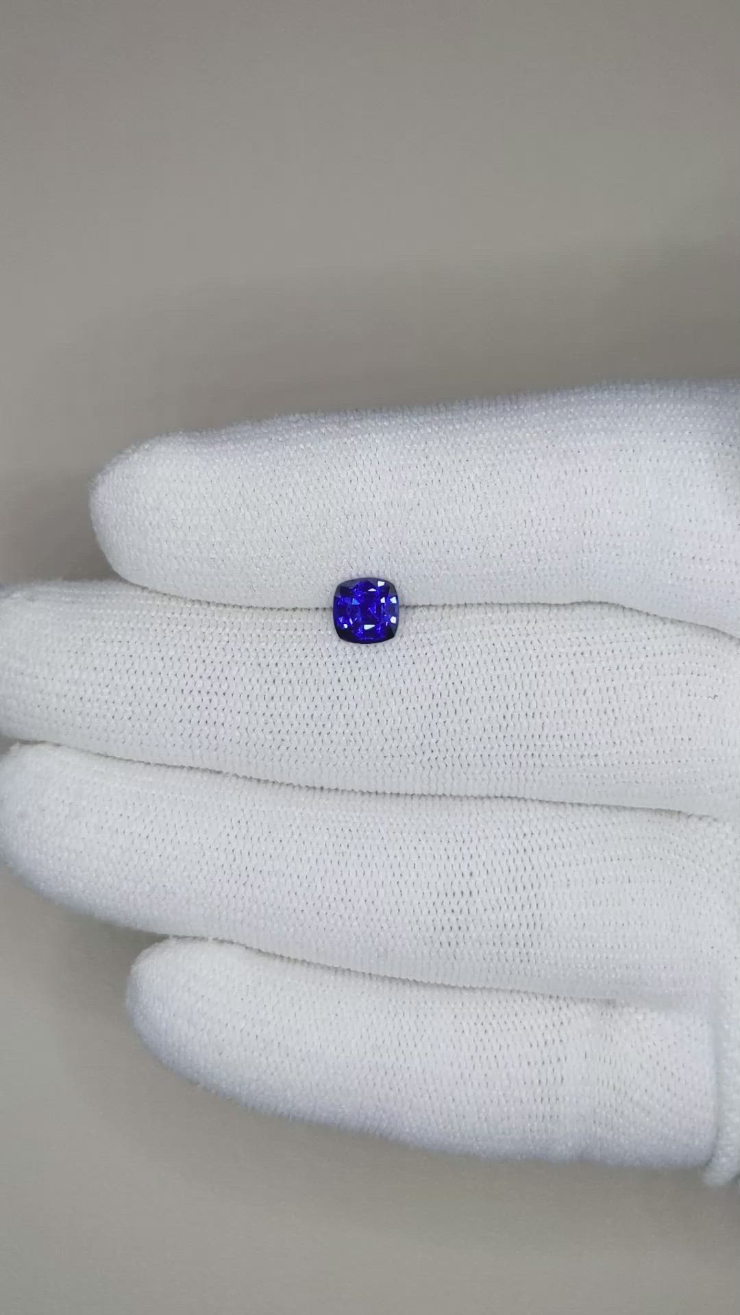 0.97 Ct. Blue Sapphire from Ceylon (Sri Lanka) Size Video