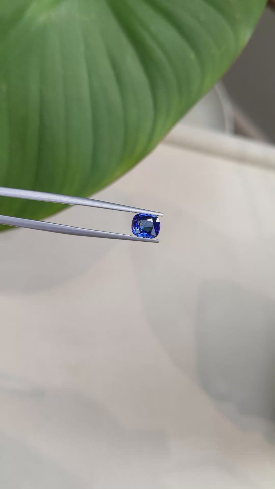 1.13 Ct. Blue Sapphire from Ceylon (Sri Lanka) Size Video