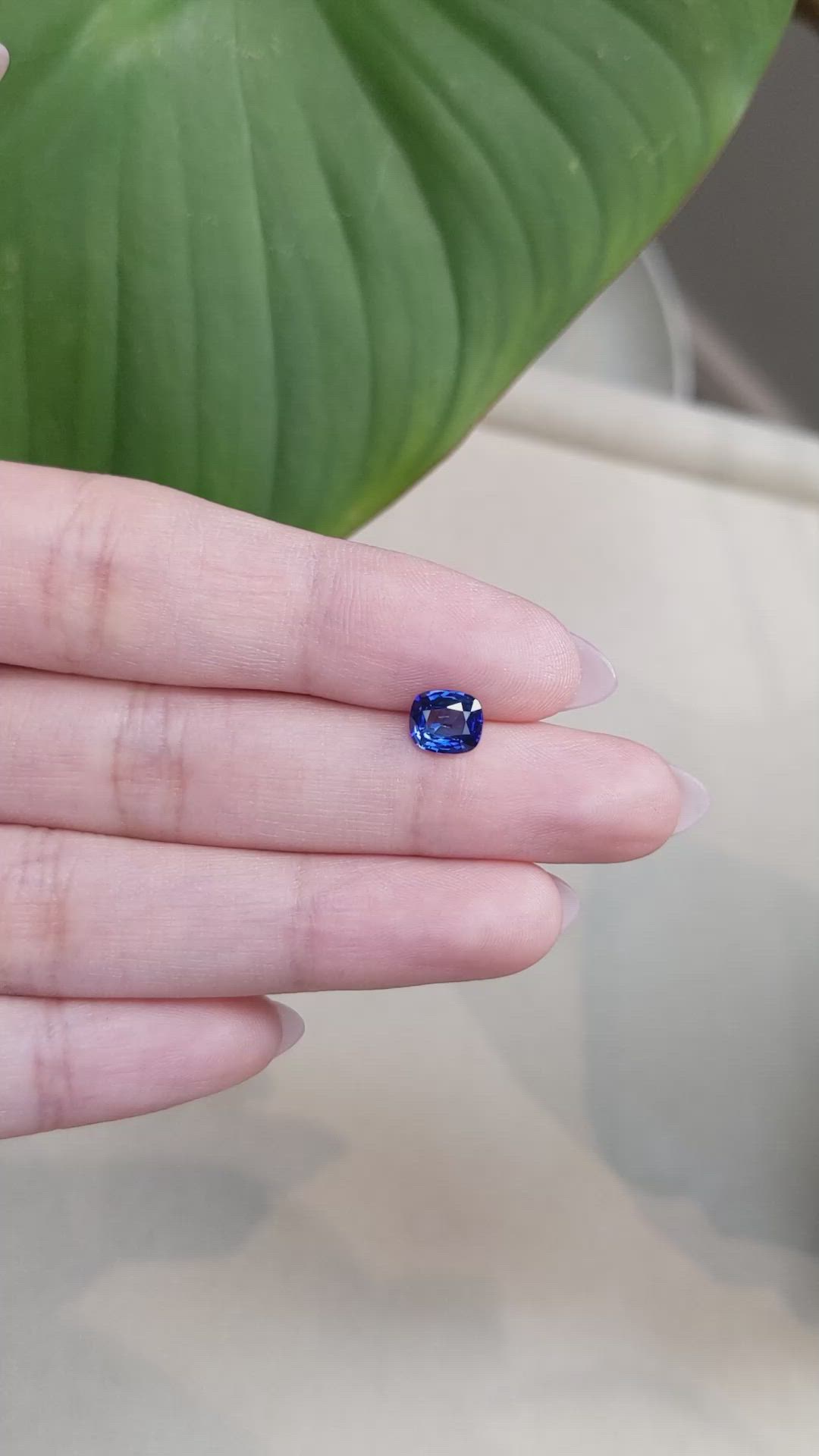 1.13 Ct. Blue Sapphire from Ceylon (Sri Lanka) Size Video