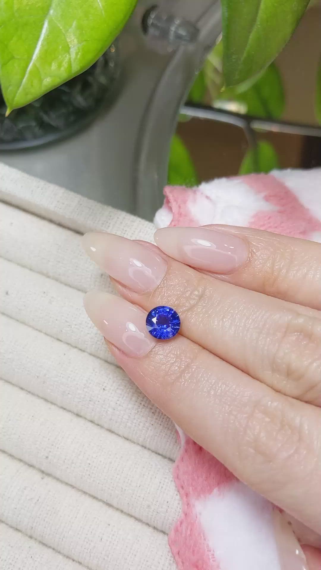 1.68 Ct. Blue Sapphire from Ceylon (Sri Lanka) Size Video
