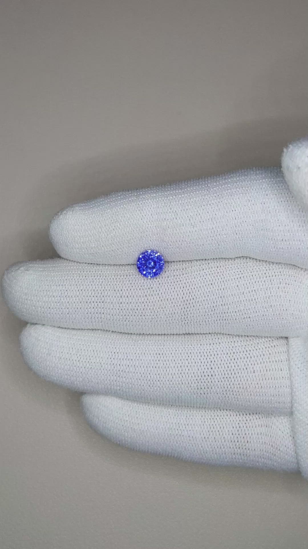 1.38 Ct. Blue Sapphire from Ceylon (Sri Lanka) Size Video