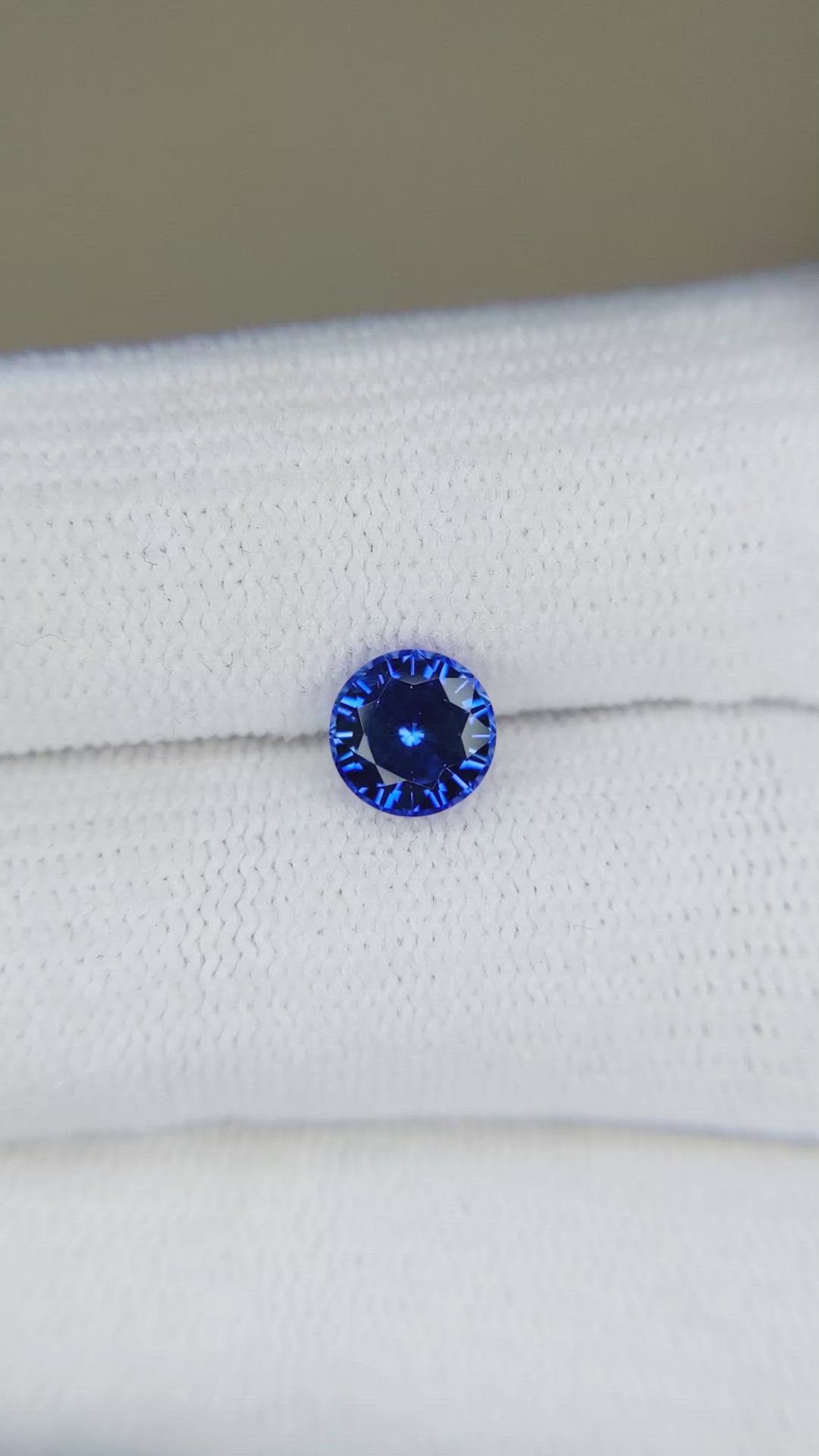 1.14 Ct. Blue Sapphire from Ceylon (Sri Lanka) Size Video
