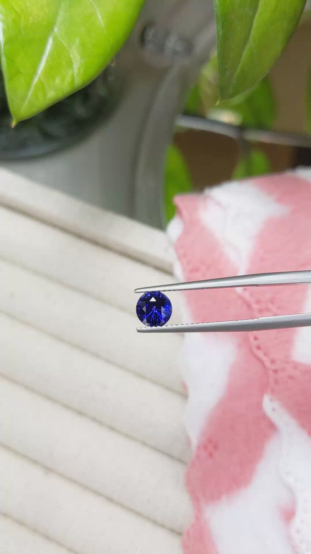 1.15 Ct. Blue Sapphire from Ceylon (Sri Lanka) Size Video