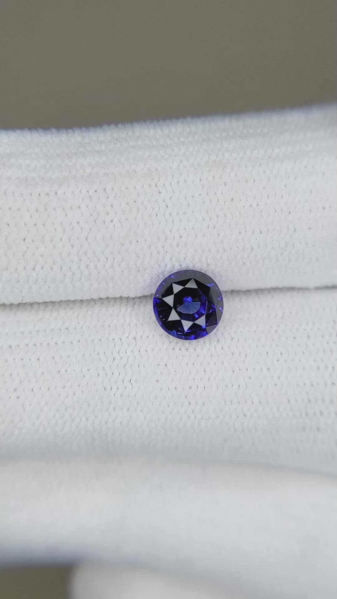 1.16 Ct. Blue Sapphire from Ceylon (Sri Lanka) Size Video