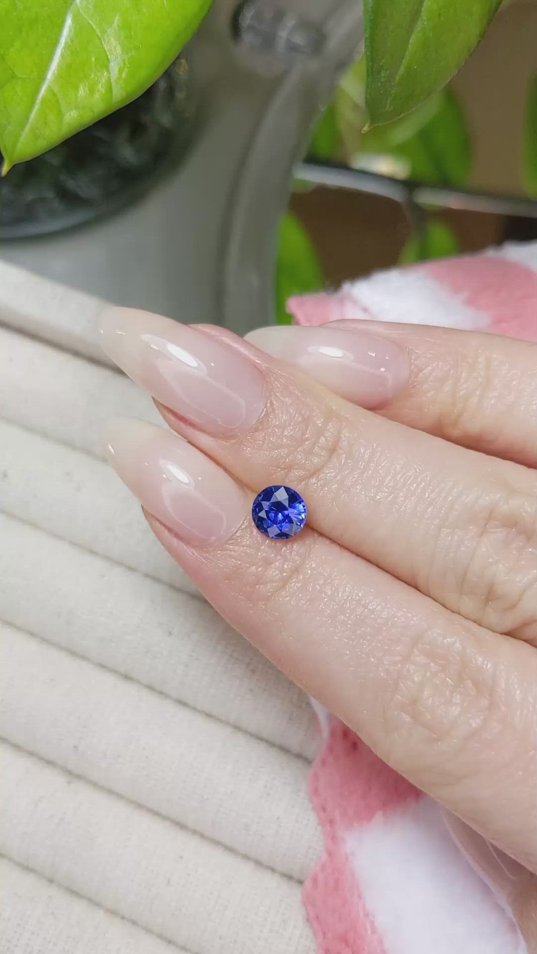 1.08 Ct. Blue Sapphire from Ceylon (Sri Lanka) Size Video