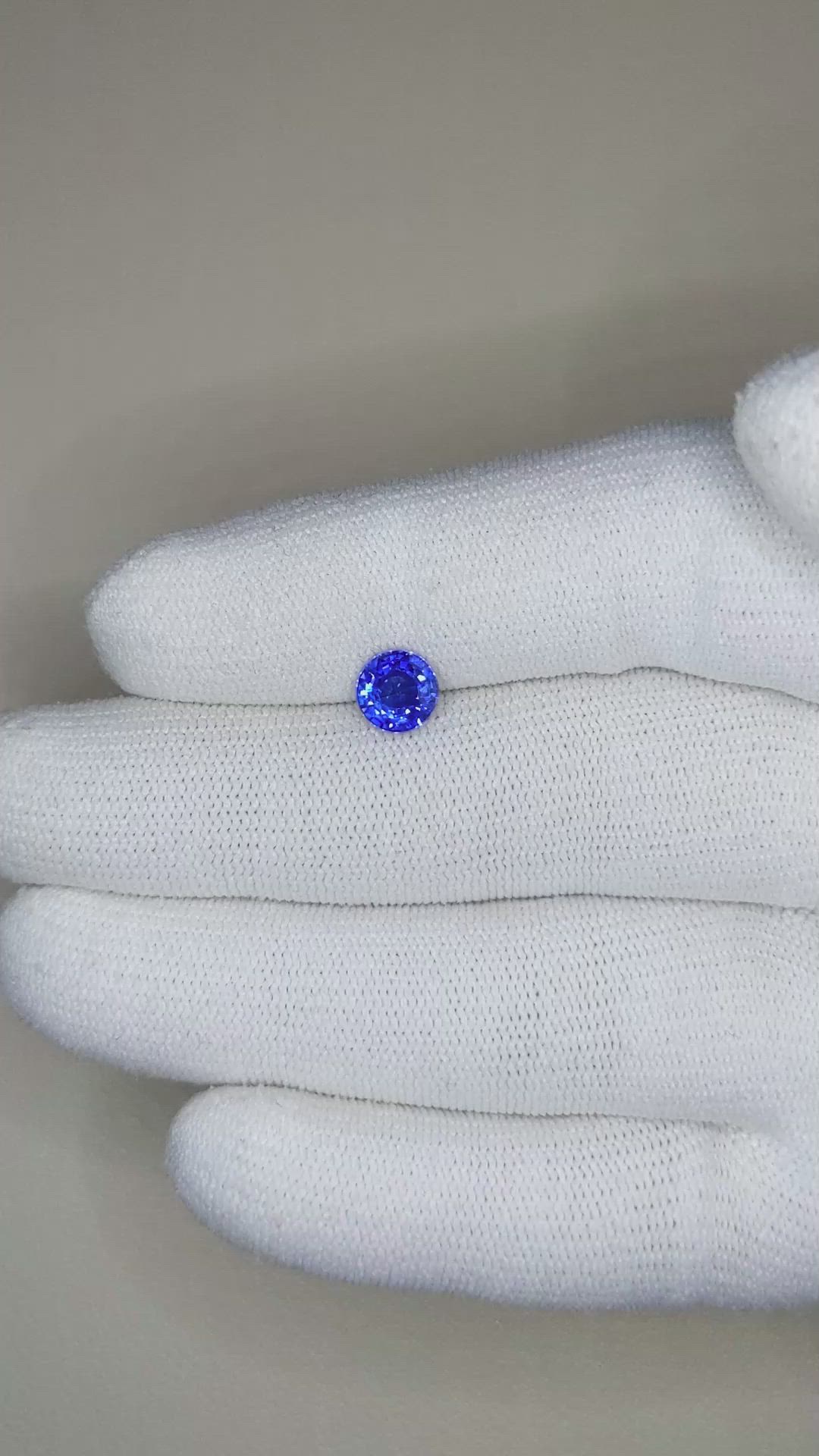 1.33 Ct. Blue Sapphire from Ceylon (Sri Lanka) Size Video