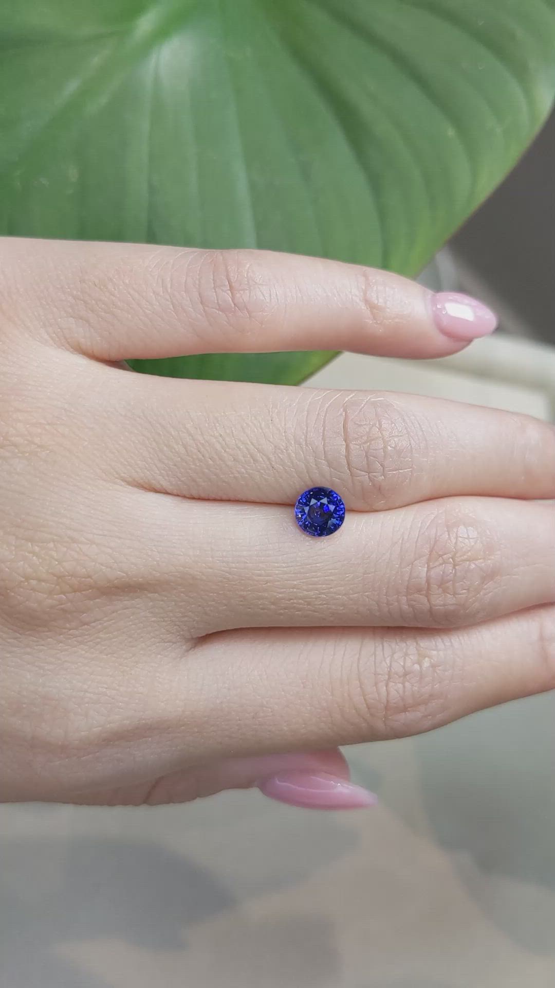1.33 Ct. Blue Sapphire from Ceylon (Sri Lanka) Size Video