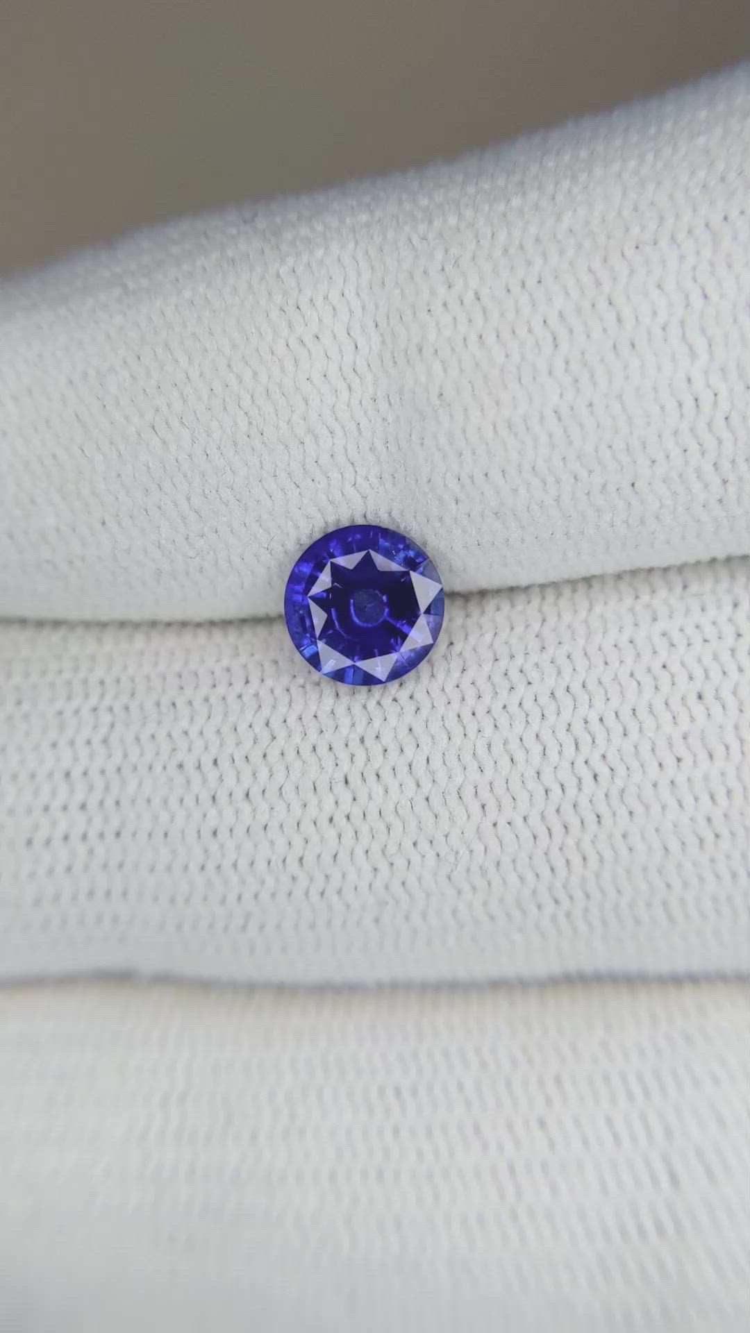 1.19 Ct. Blue Sapphire from Ceylon (Sri Lanka) Size Video