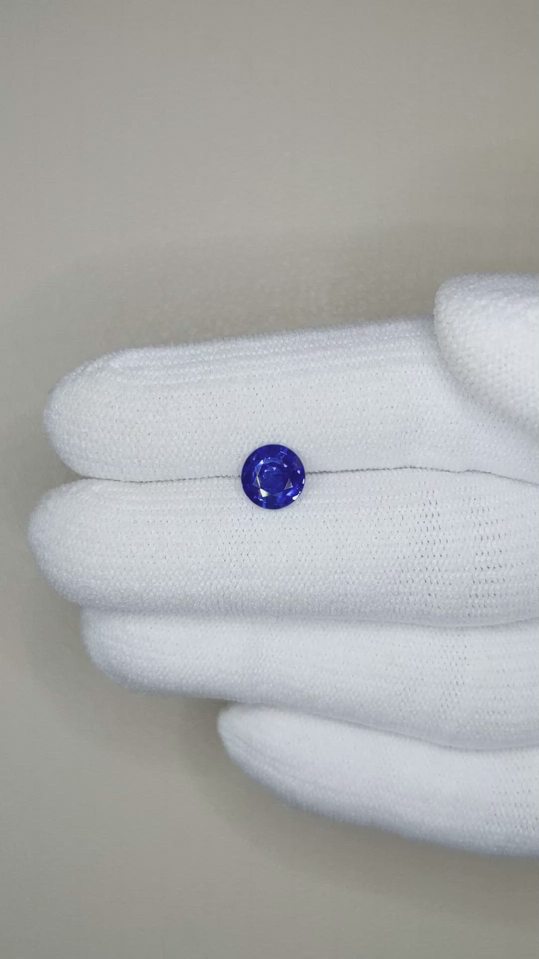 1.17 Ct. Blue Sapphire from Ceylon (Sri Lanka) Size Video