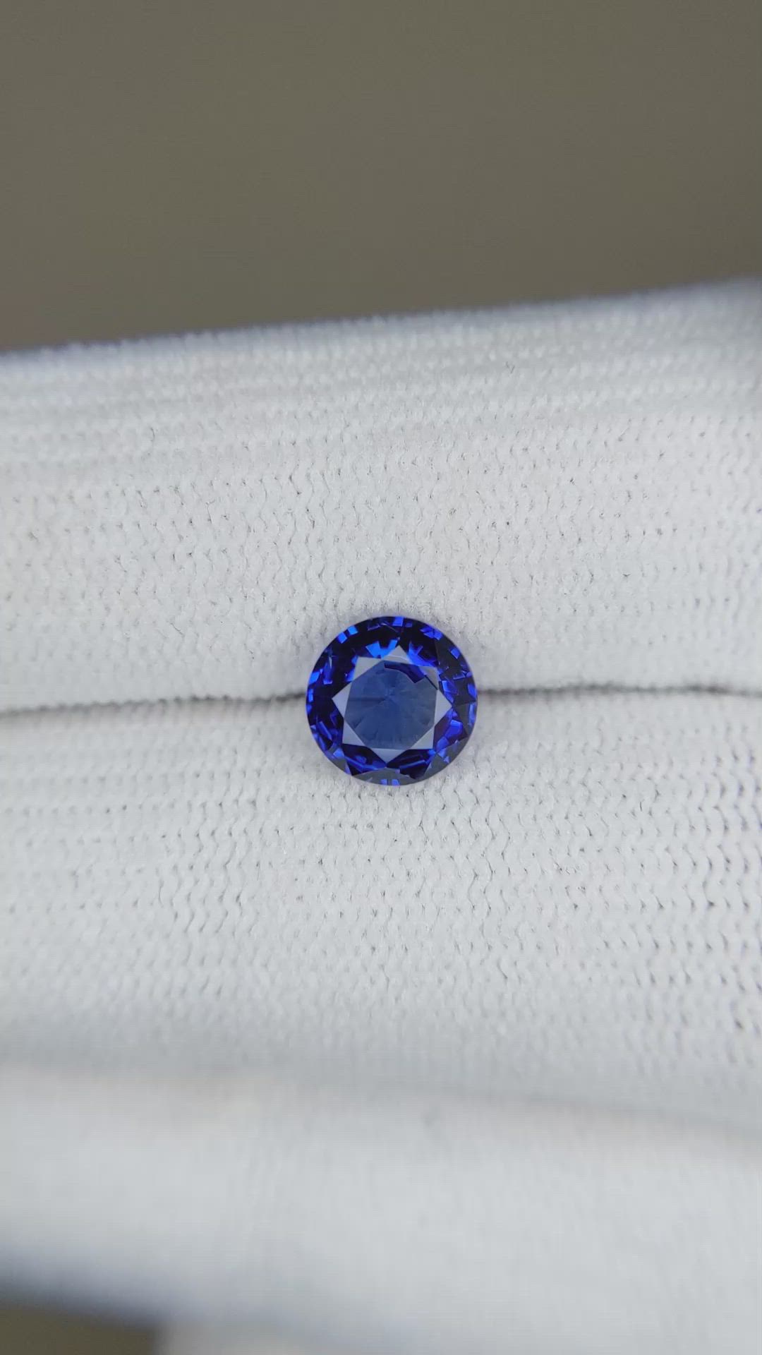 1.26 Ct. Blue Sapphire from Ceylon (Sri Lanka) Size Video