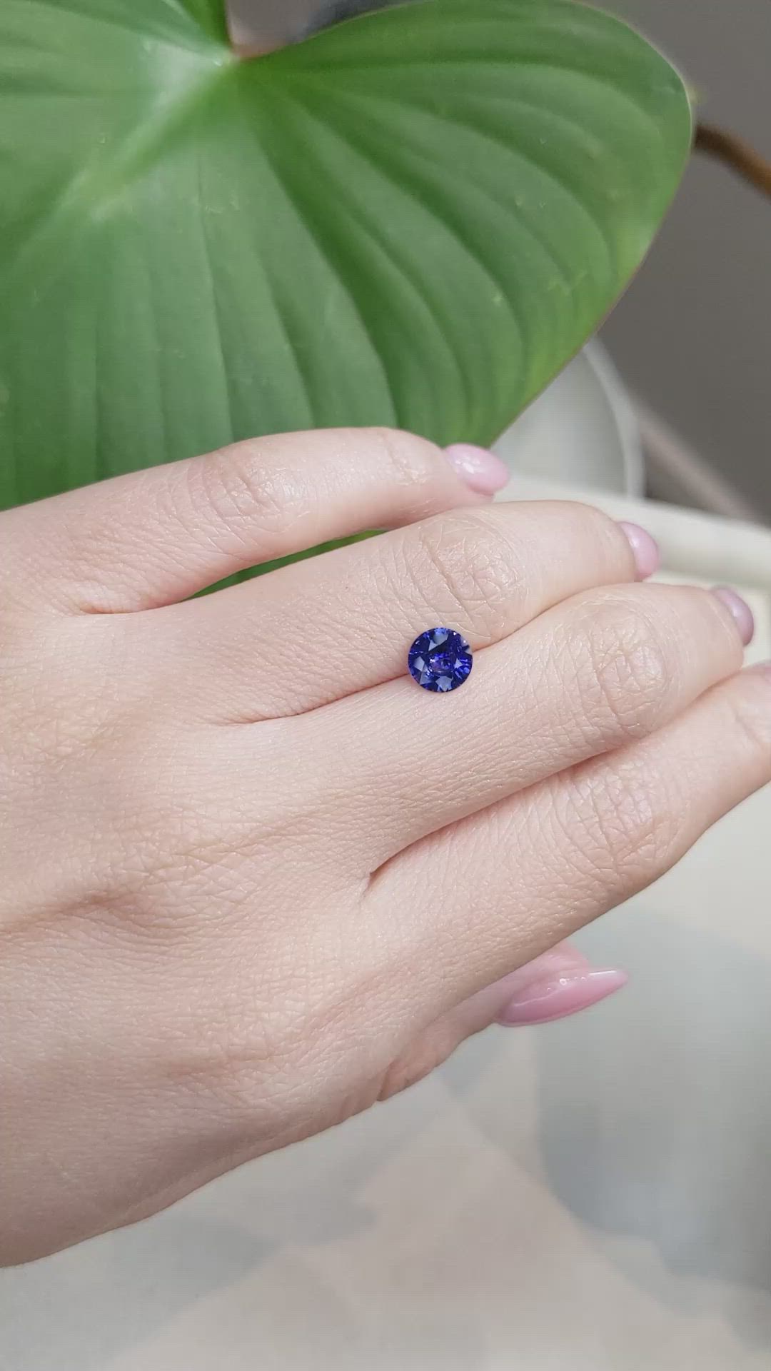 1.06 Ct. Blue Sapphire from Ceylon (Sri Lanka) Size Video